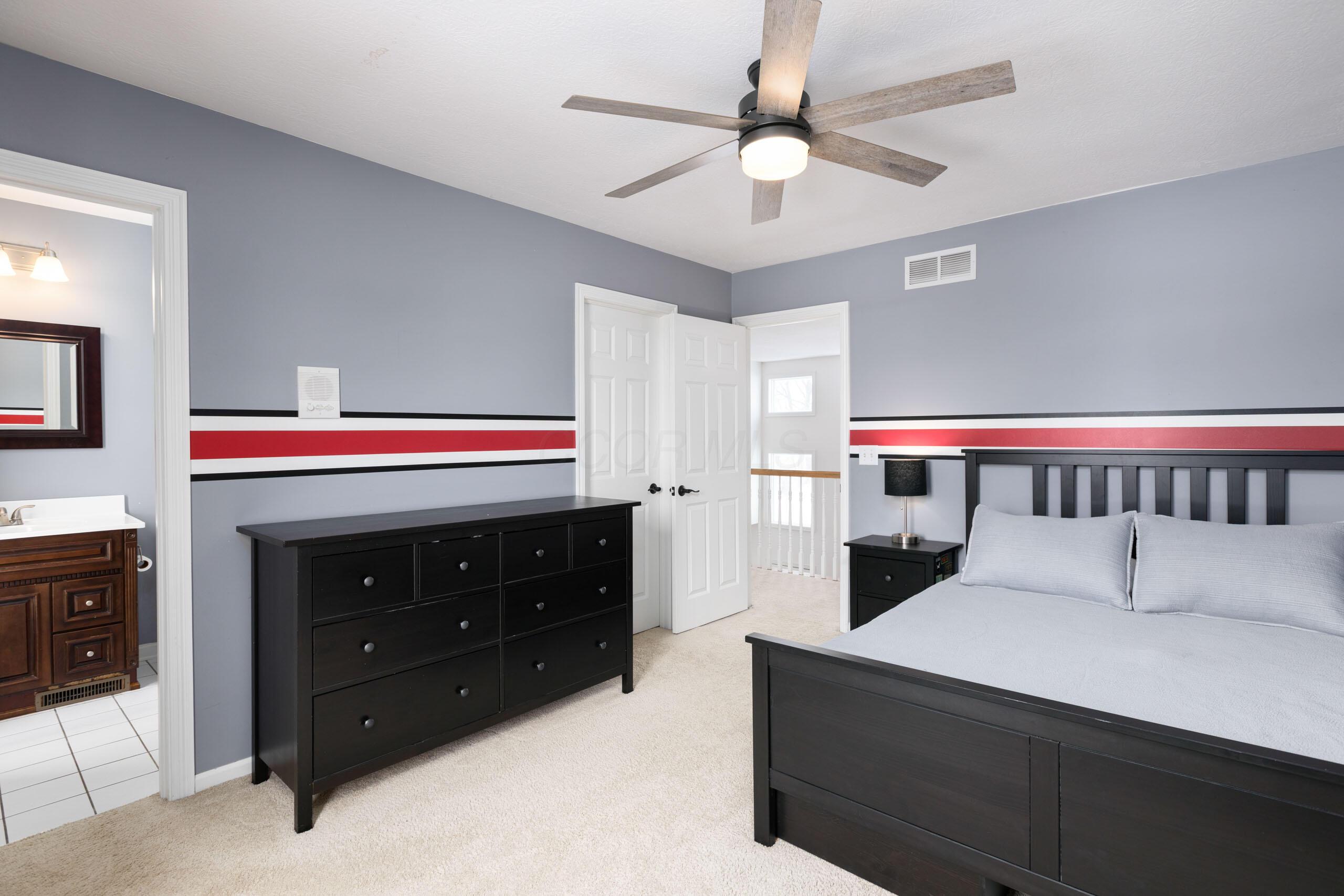 25 Stonesthrow Court