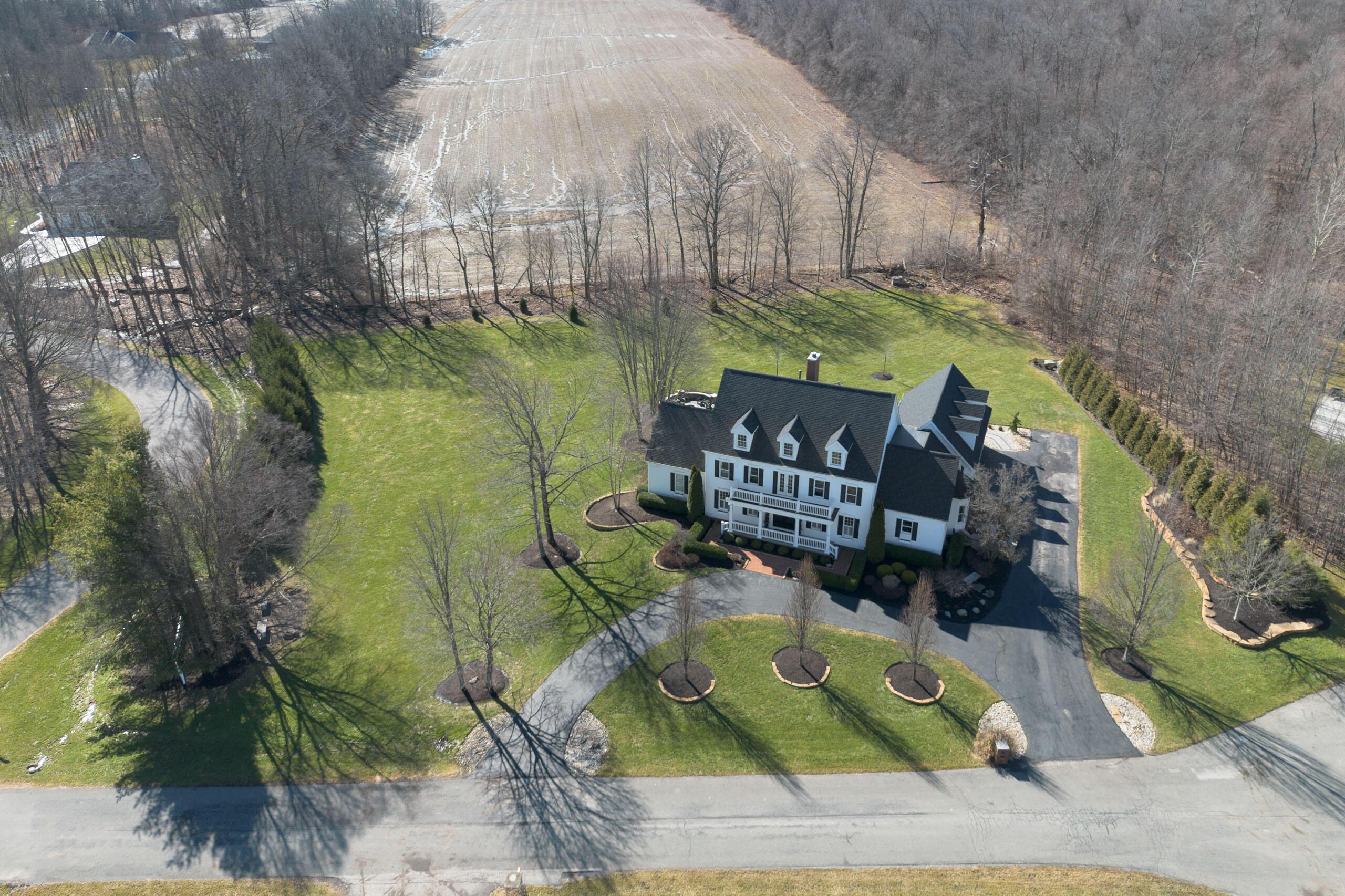 25 Stonesthrow Court