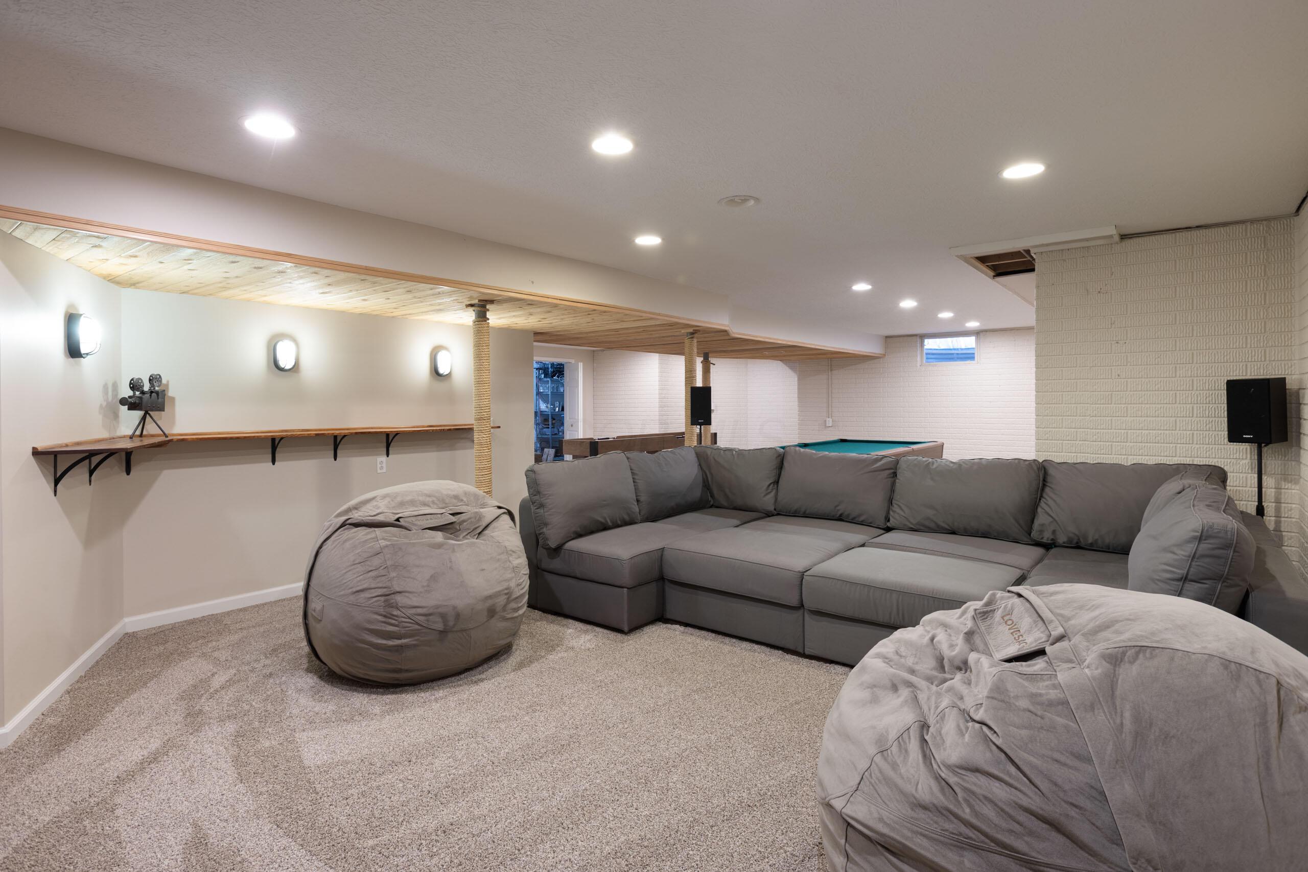 25 Stonesthrow Court