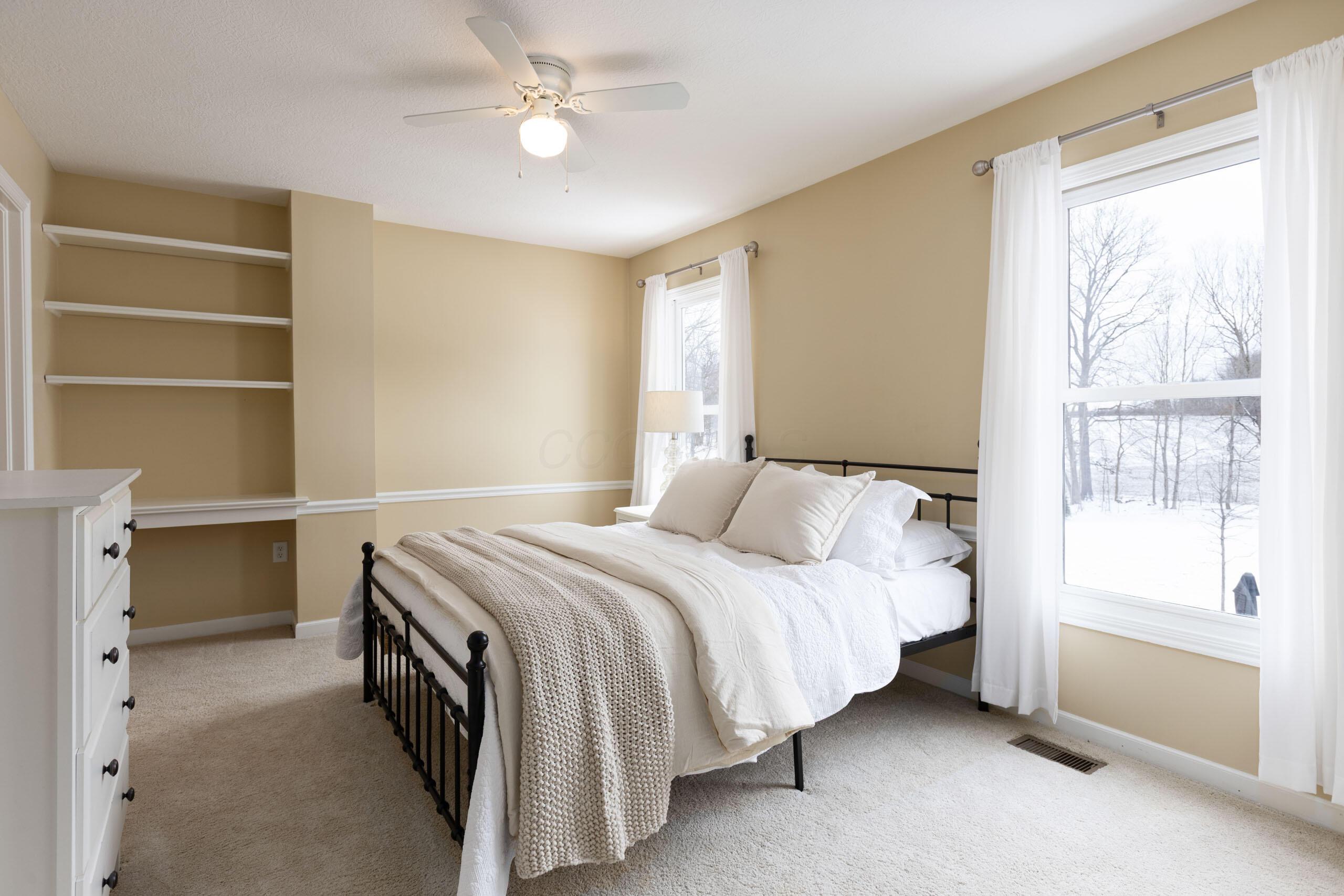 25 Stonesthrow Court