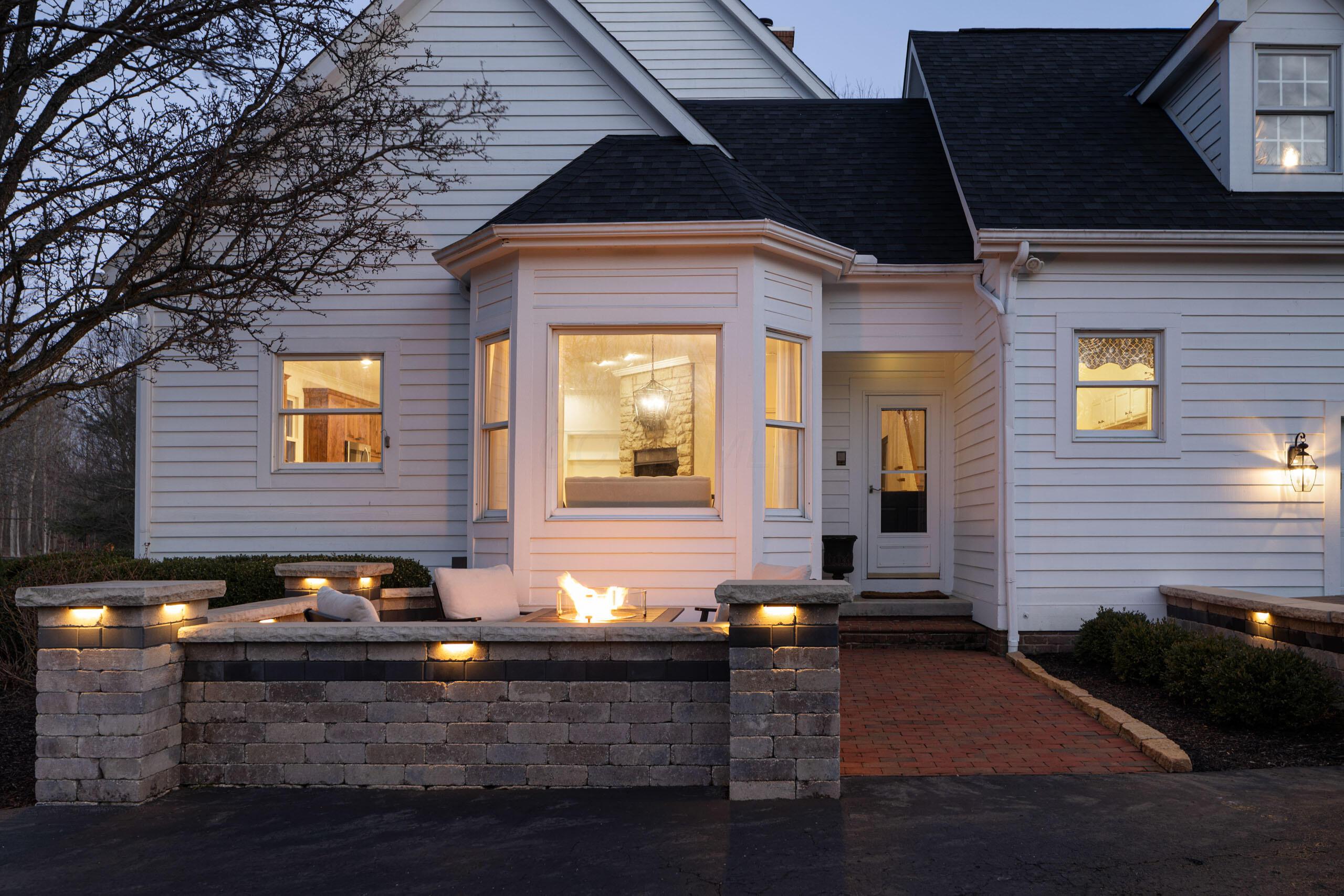 25 Stonesthrow Court