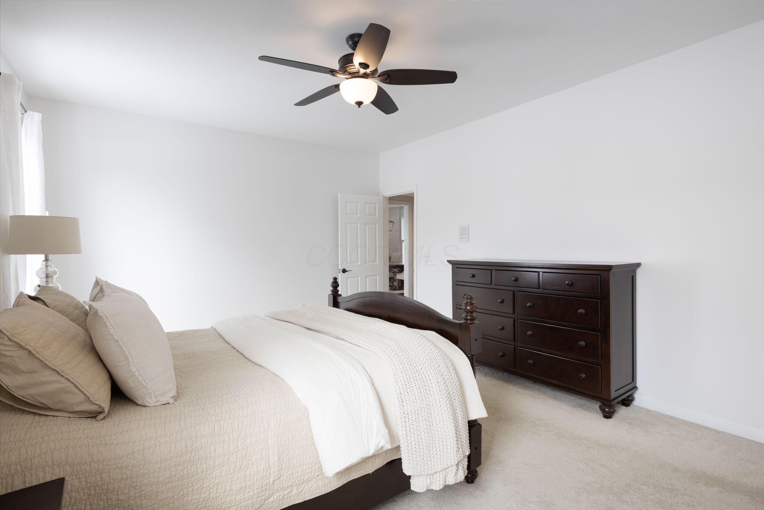 25 Stonesthrow Court