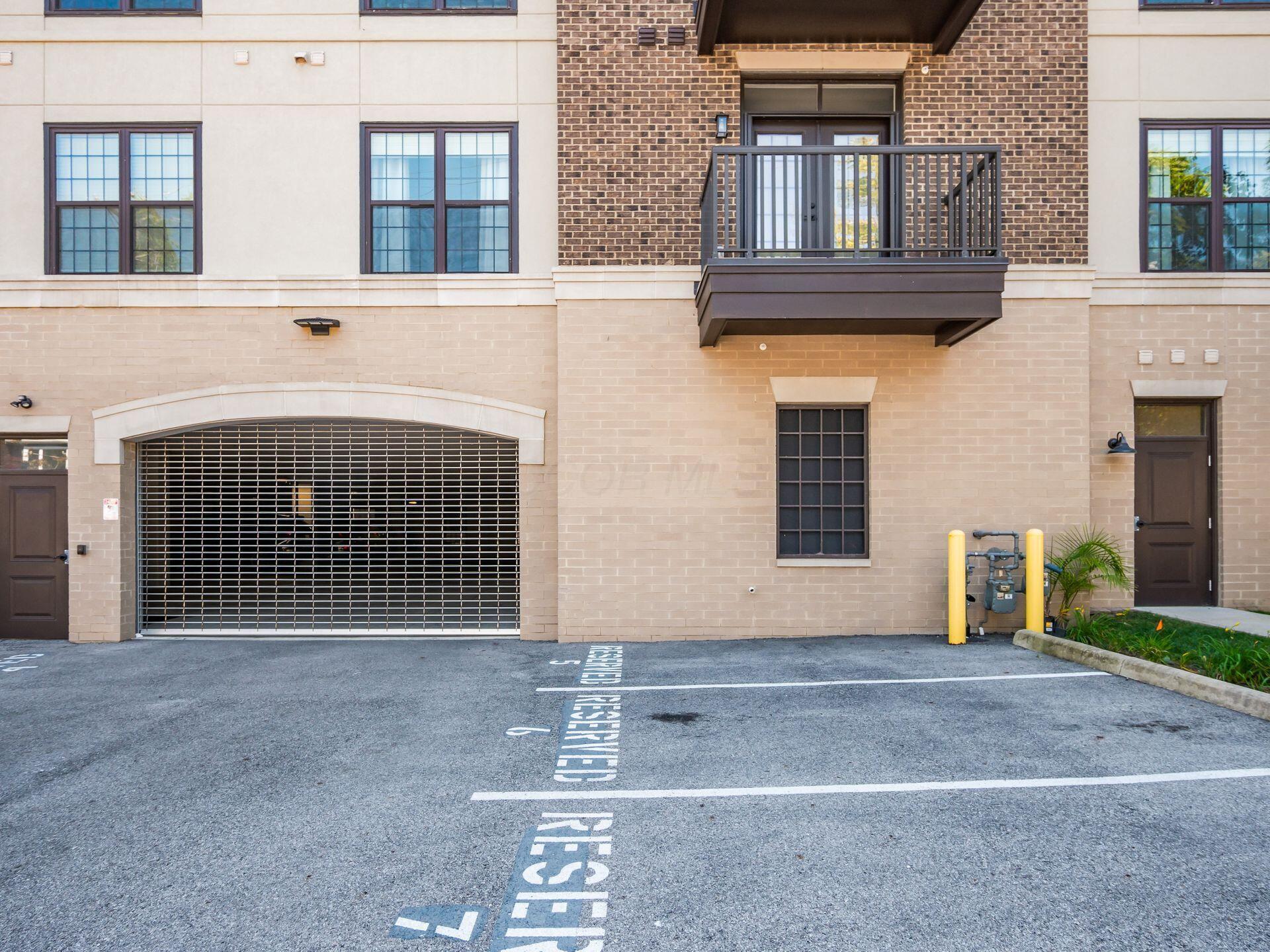 1670 E Broad Street, 309