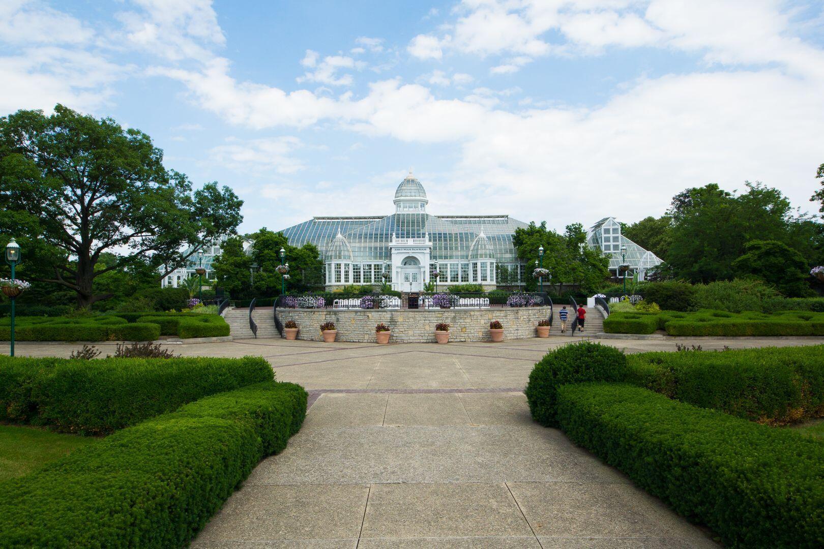 1670 E Broad Street, 309