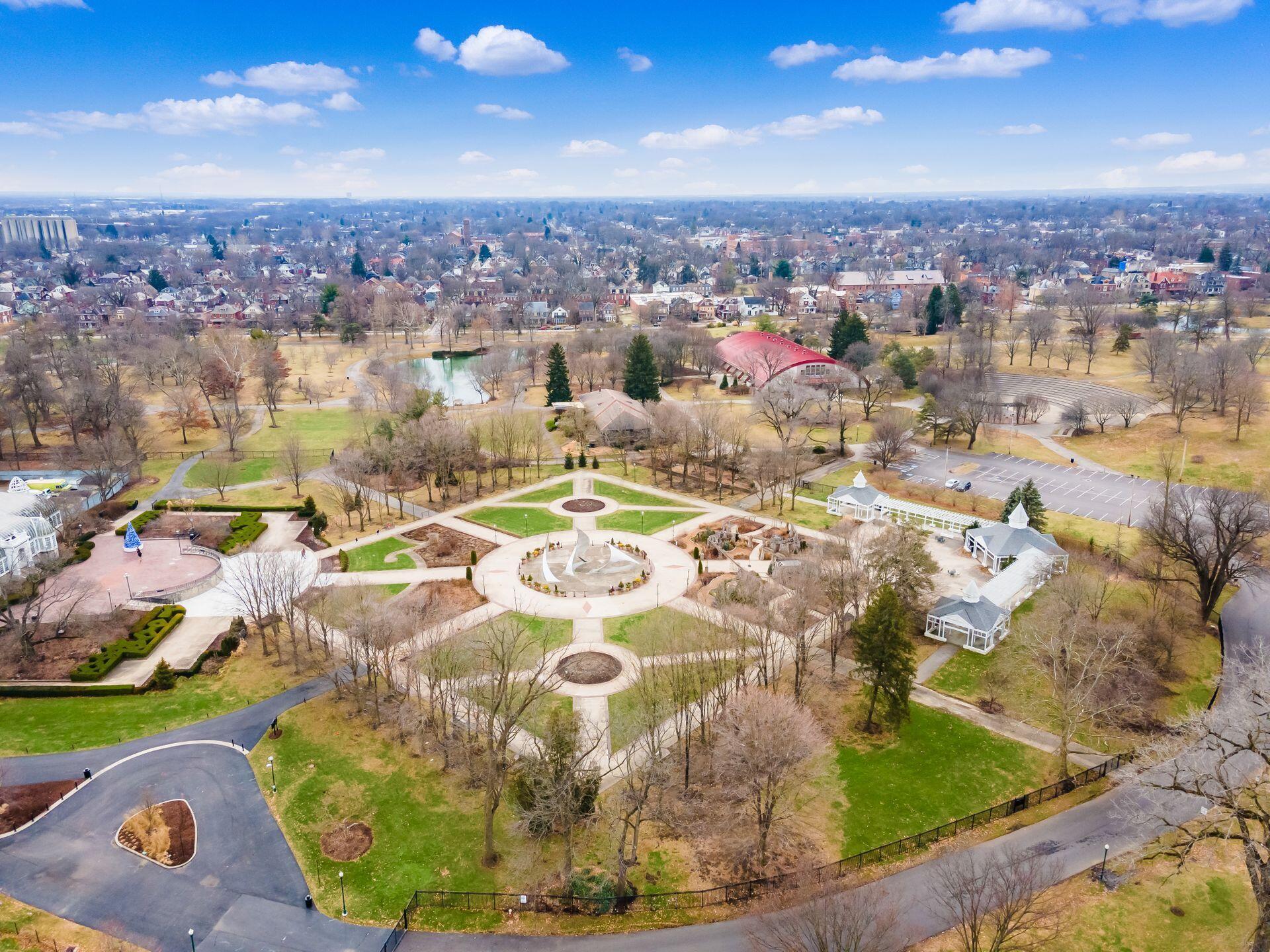 1670 E Broad Street, 309