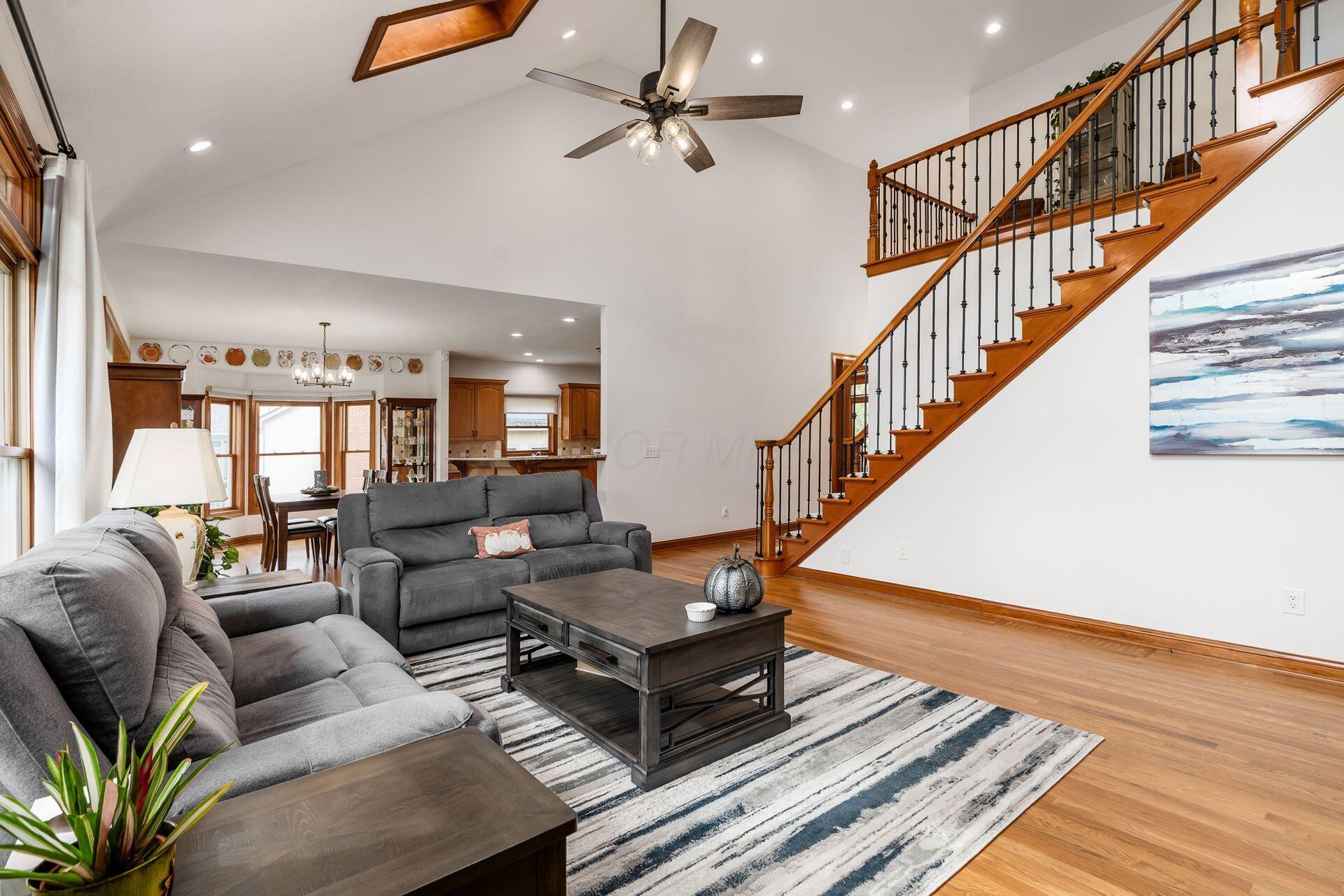 8512 Fallgold Lane