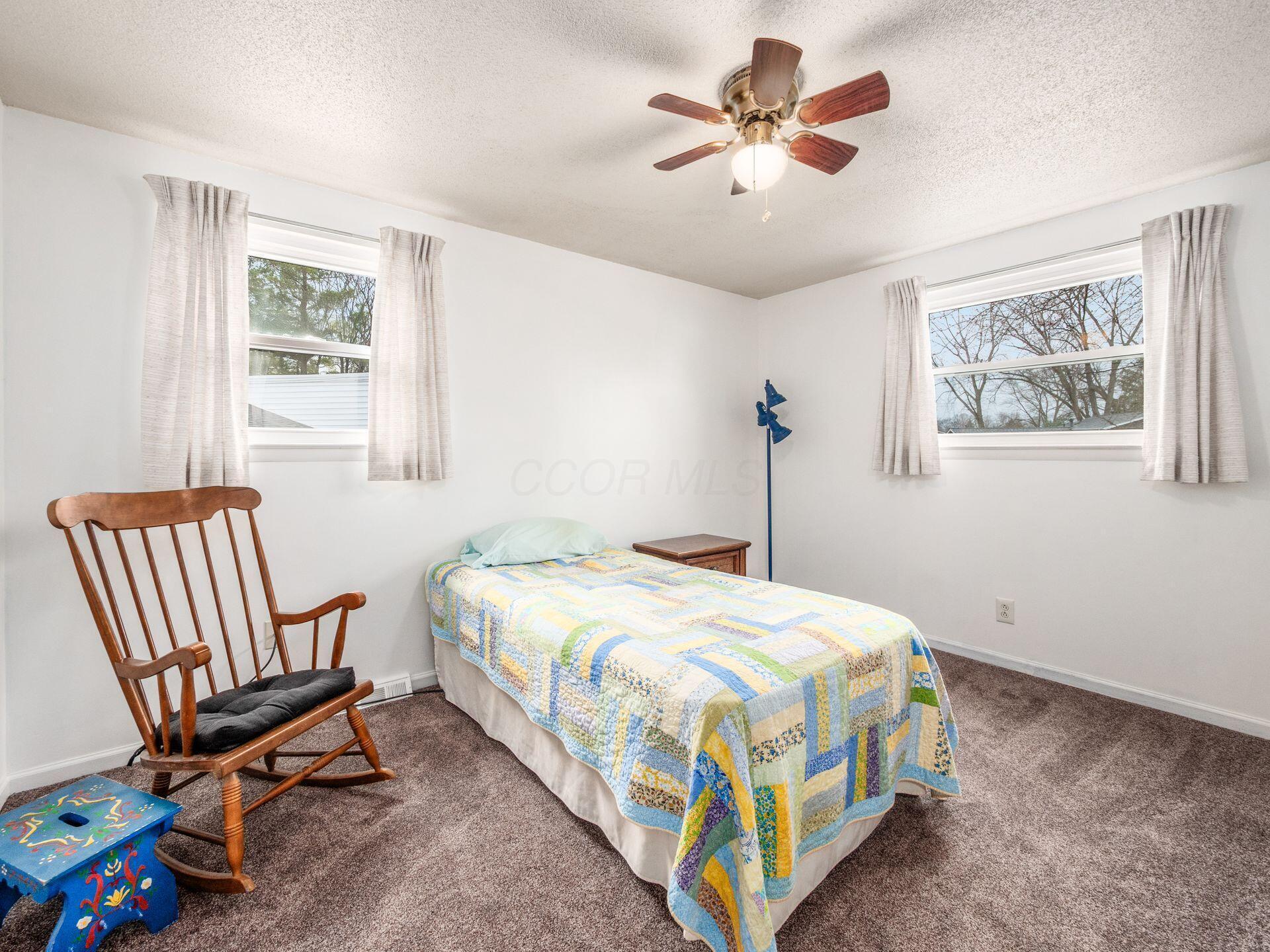 3313 Trail Lane Court