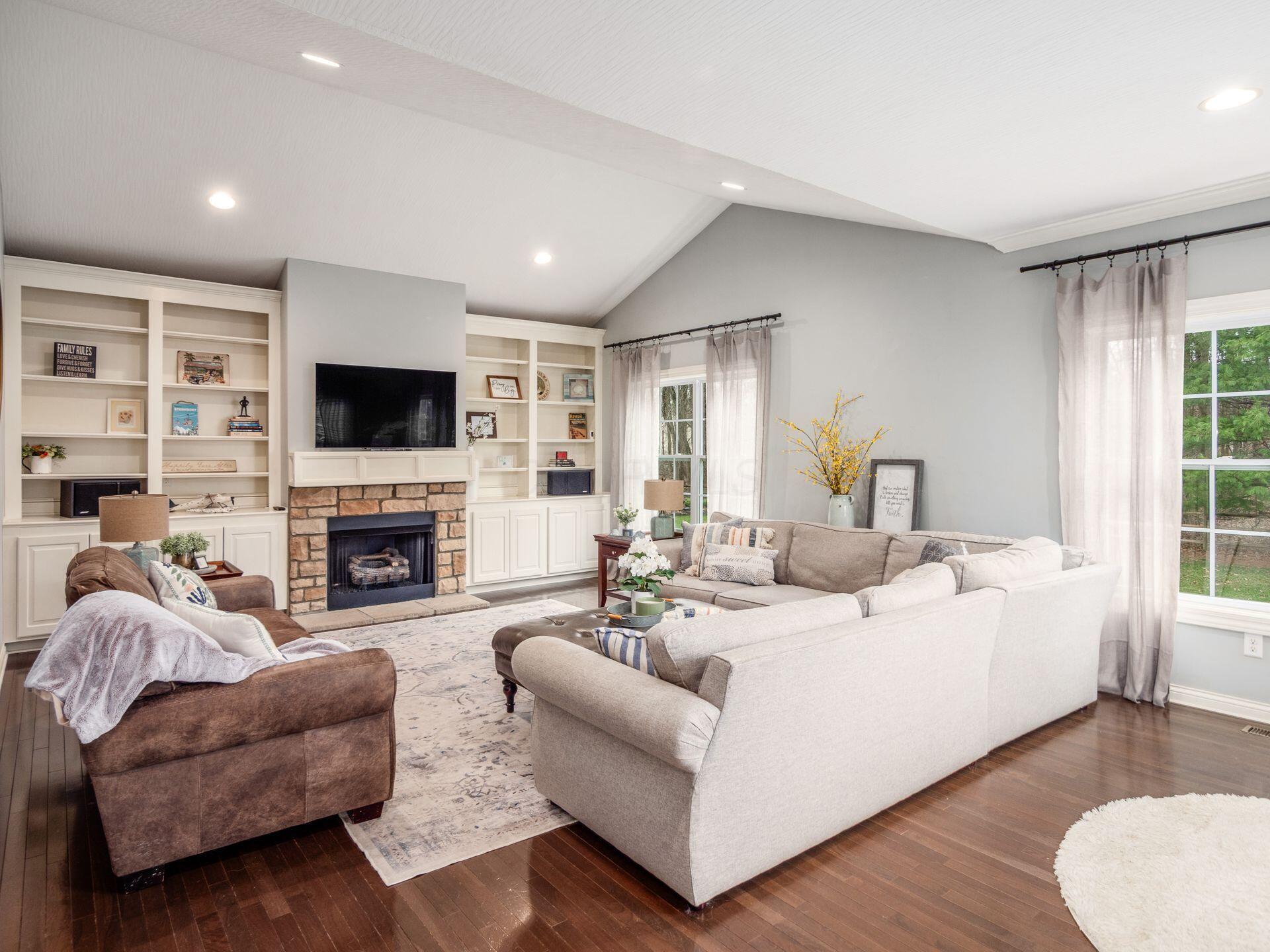 947 Suzanne Way