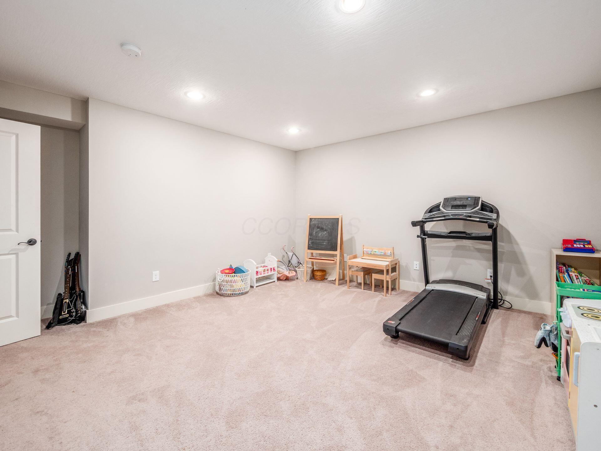 947 Suzanne Way