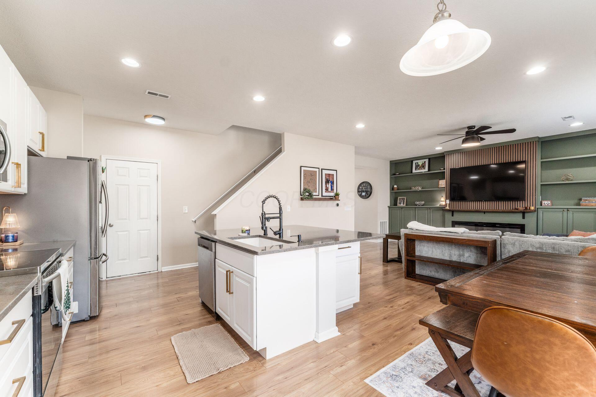 4061 Greenup Drive