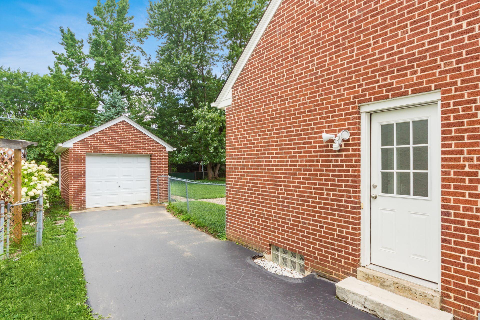 336 E Weisheimer Road