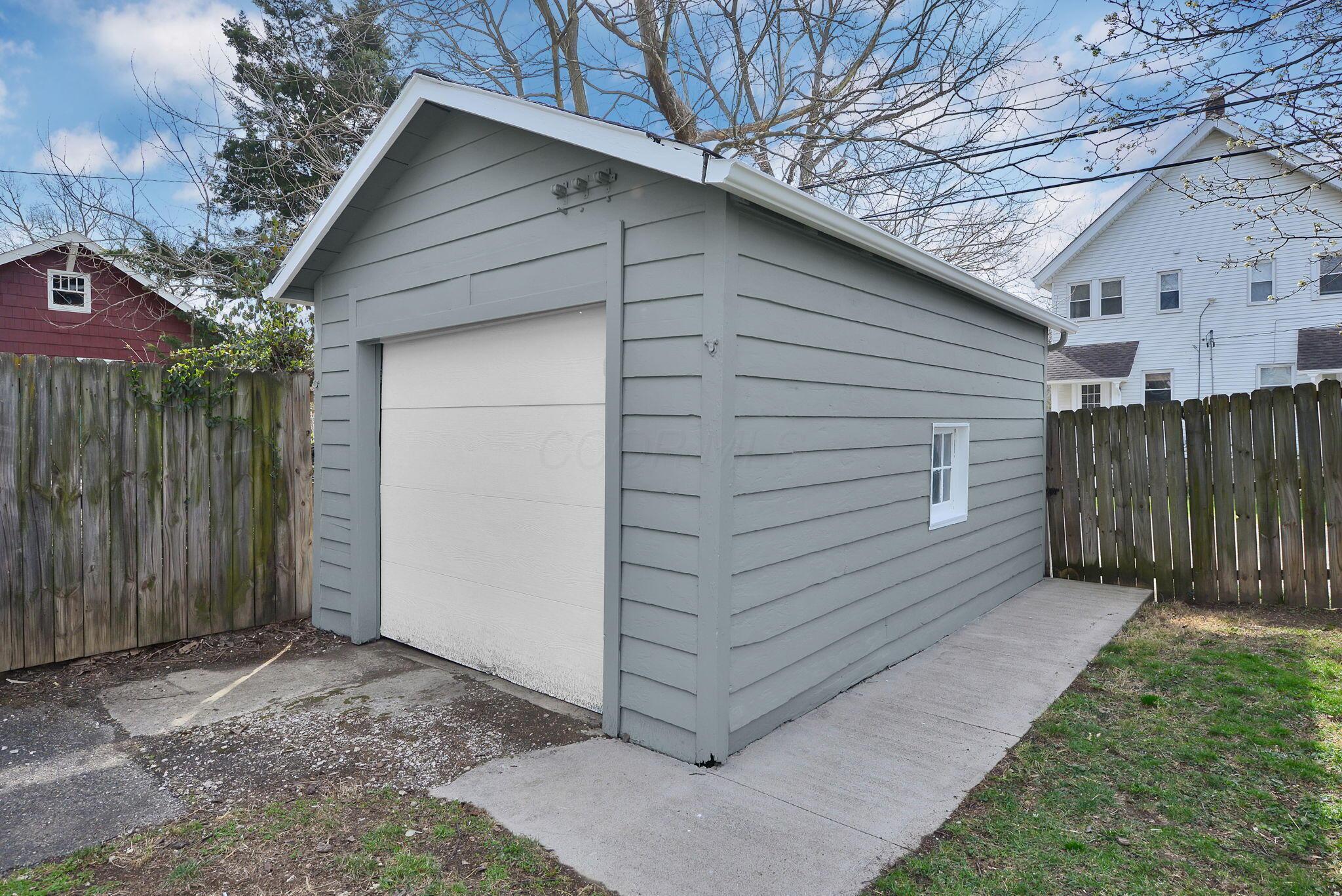 29 Crestview Road