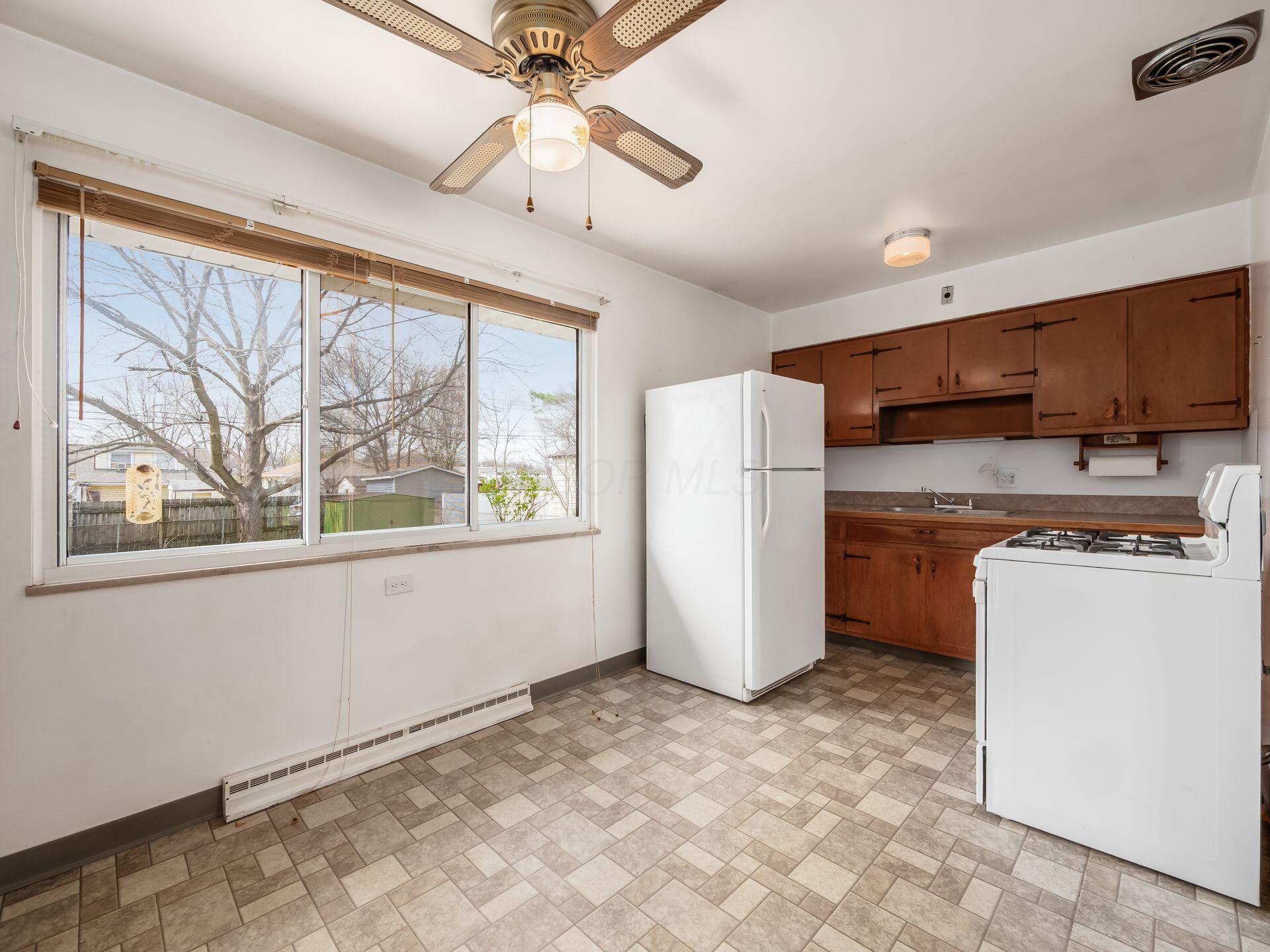 495 Lennox Avenue
