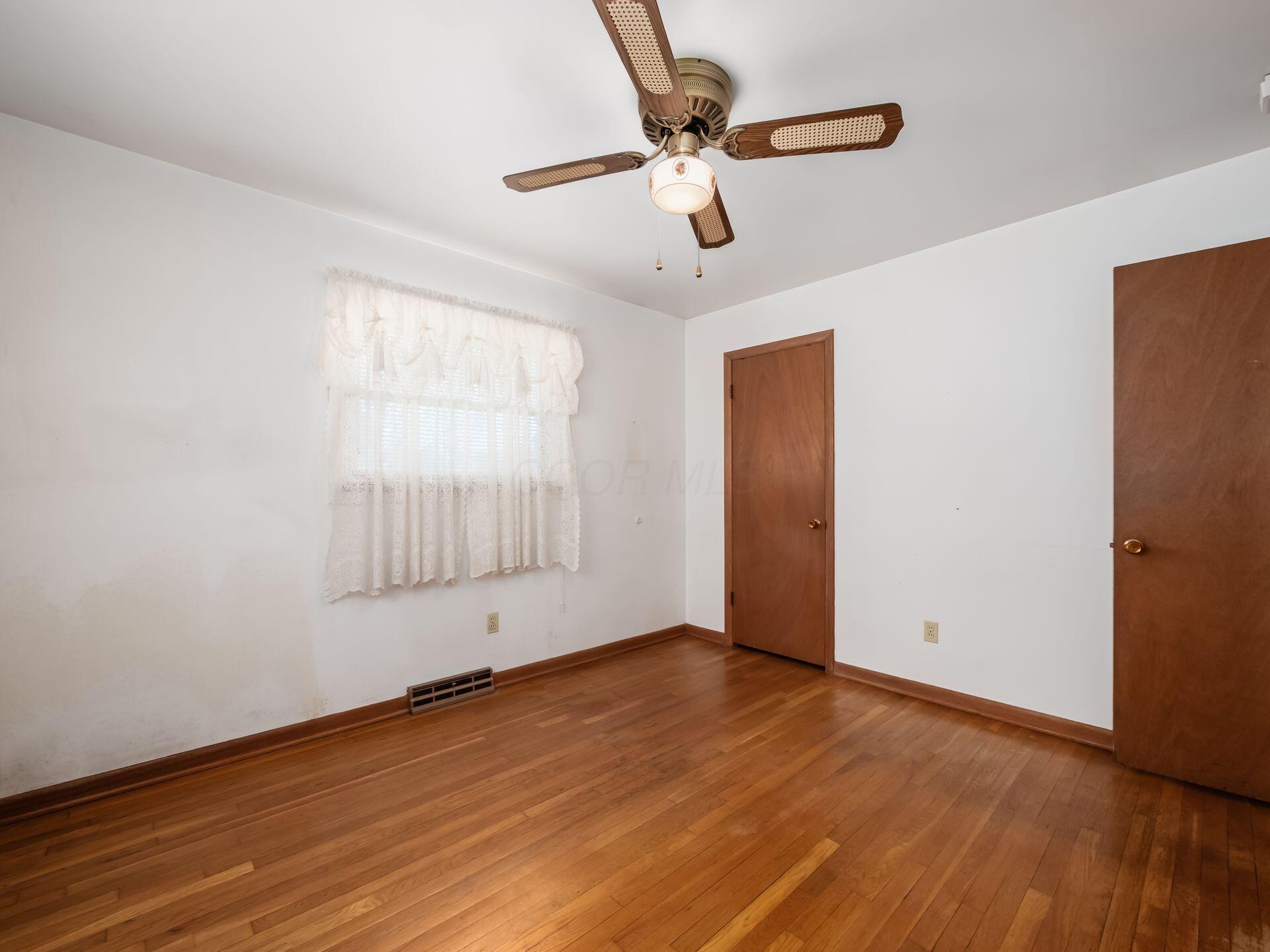 495 Lennox Avenue