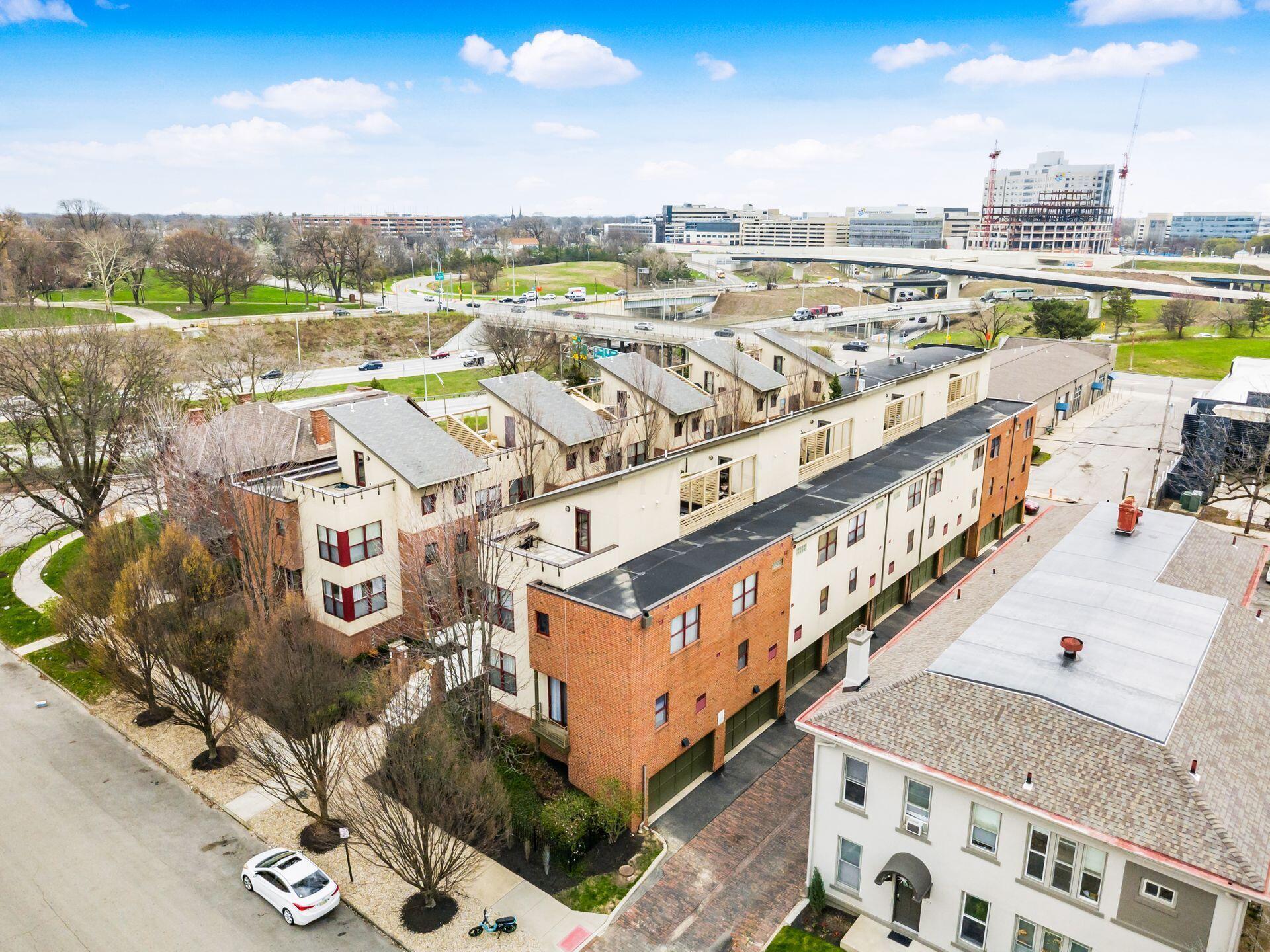 587 E Rich Street, 104