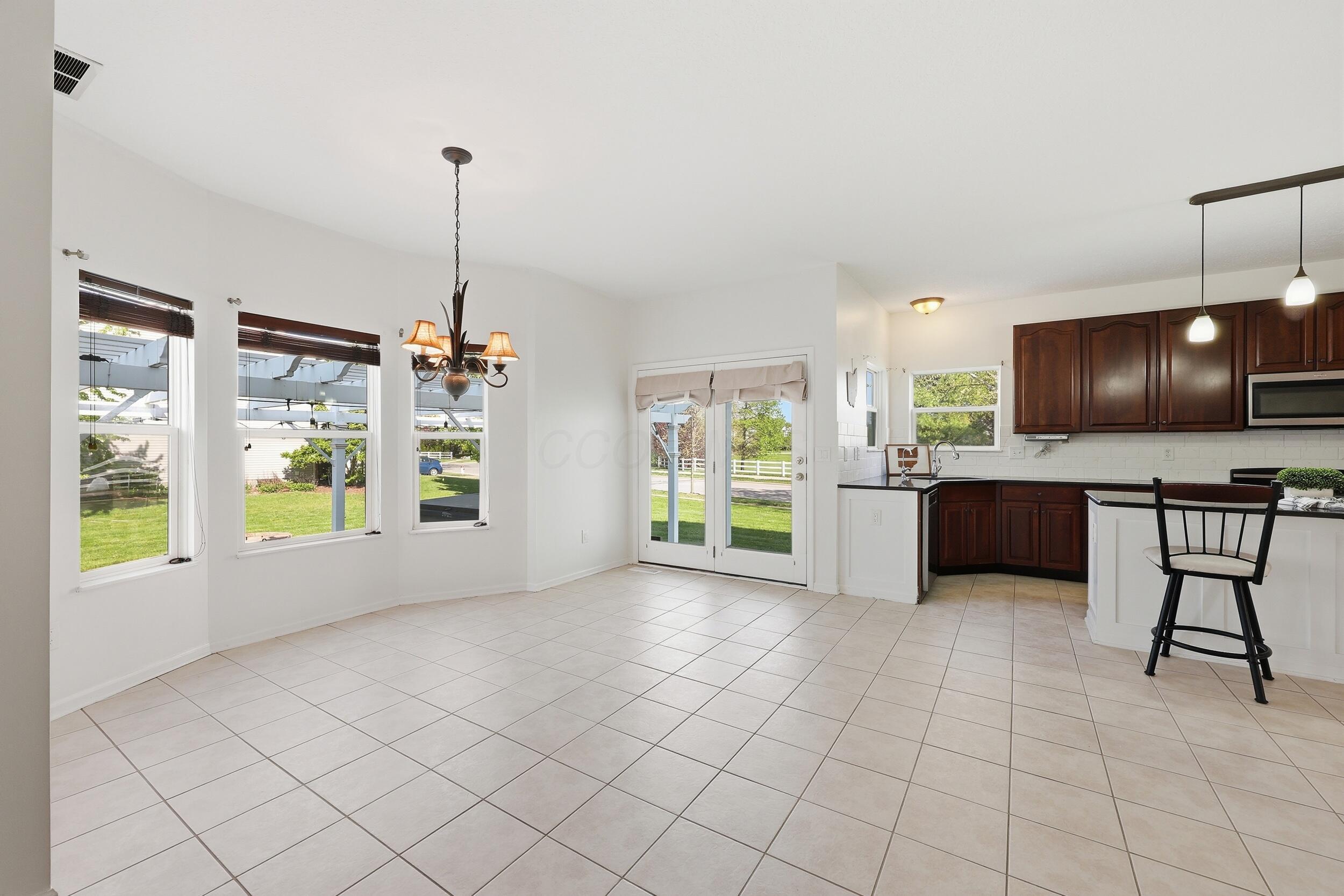 7279 Crossett Court