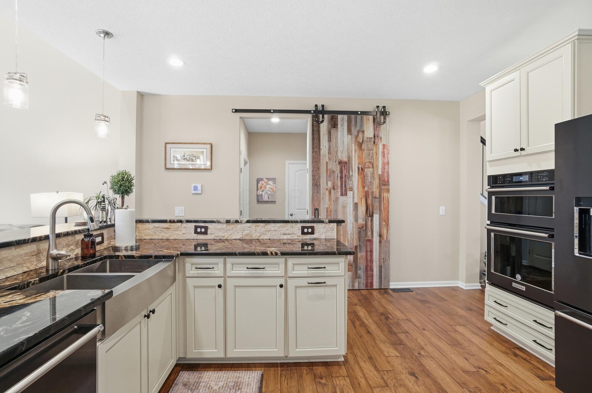 1383 Spagnol Lane
