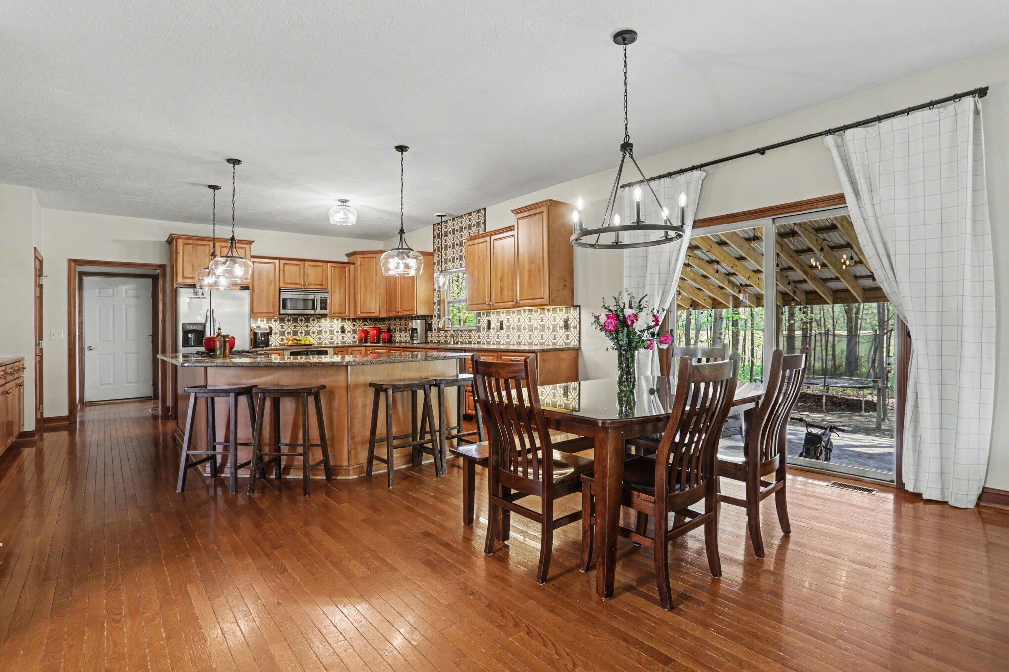 9590 Ward Road