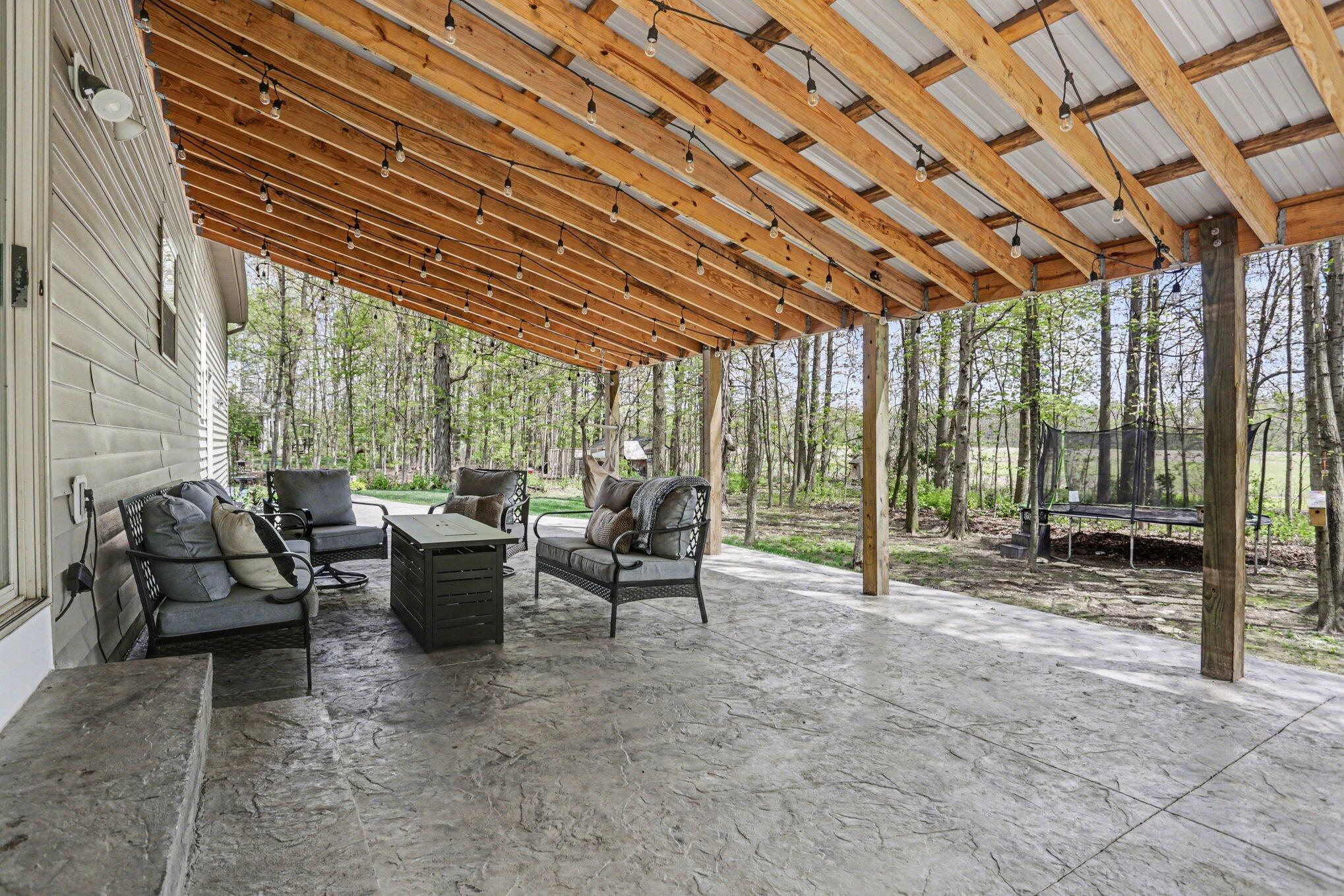 9590 Ward Road