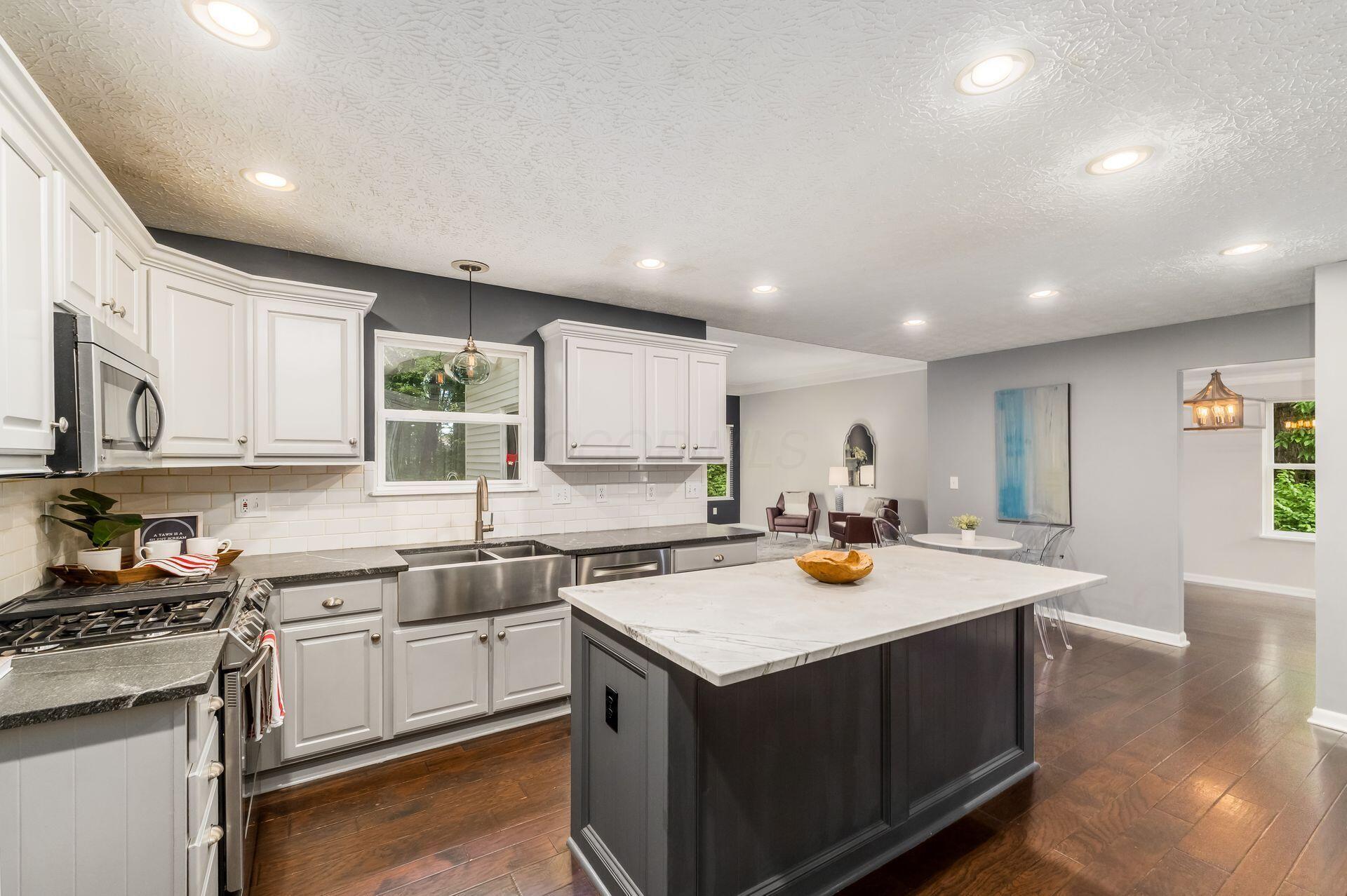6316 Hilltop Trail Drive