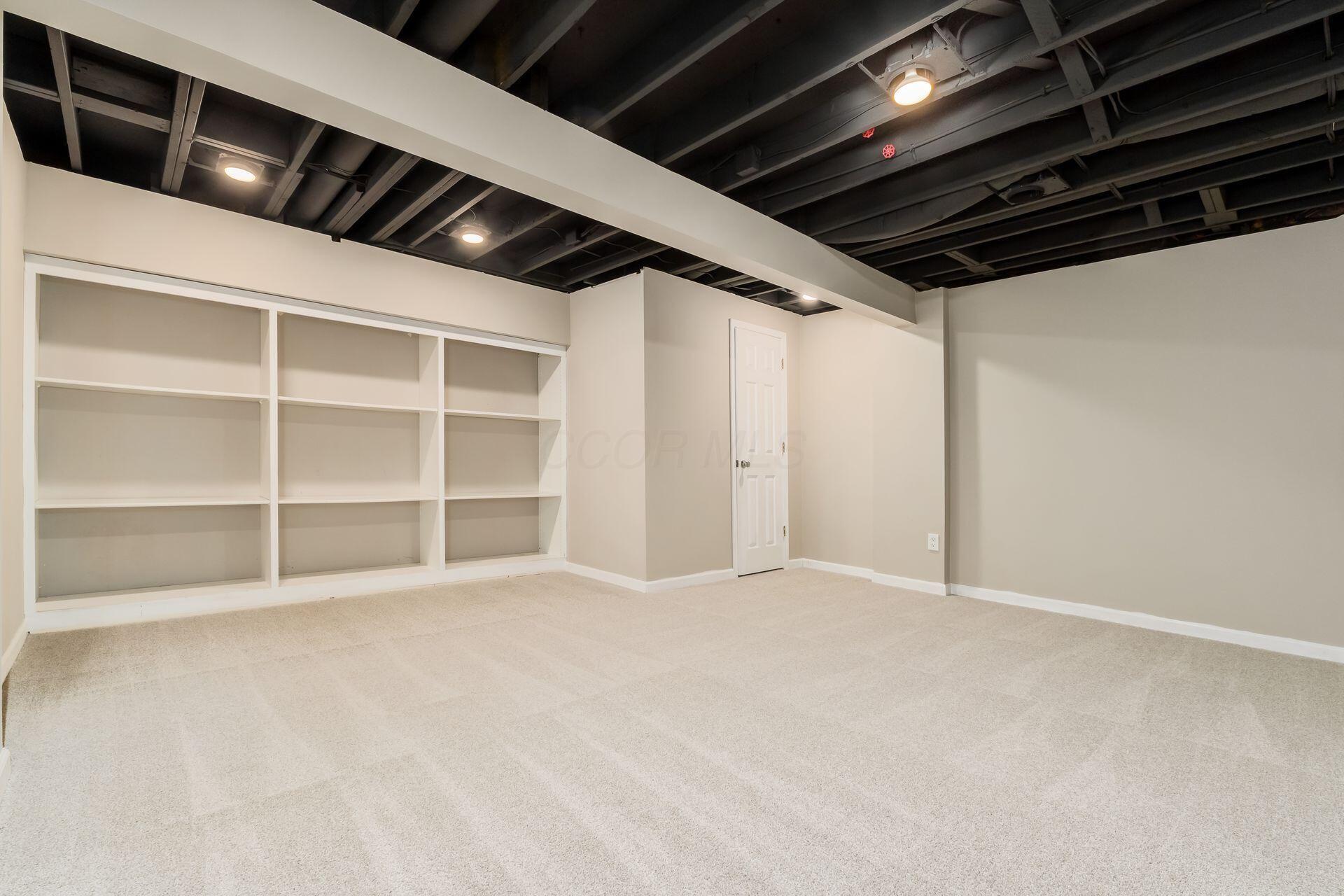 6316 Hilltop Trail Drive