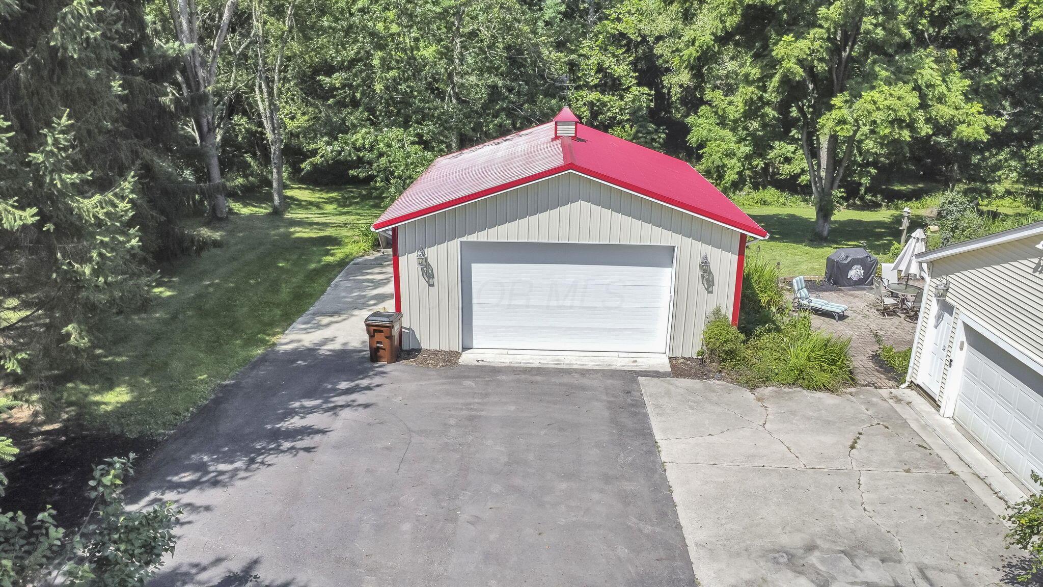 3352 Outville Road