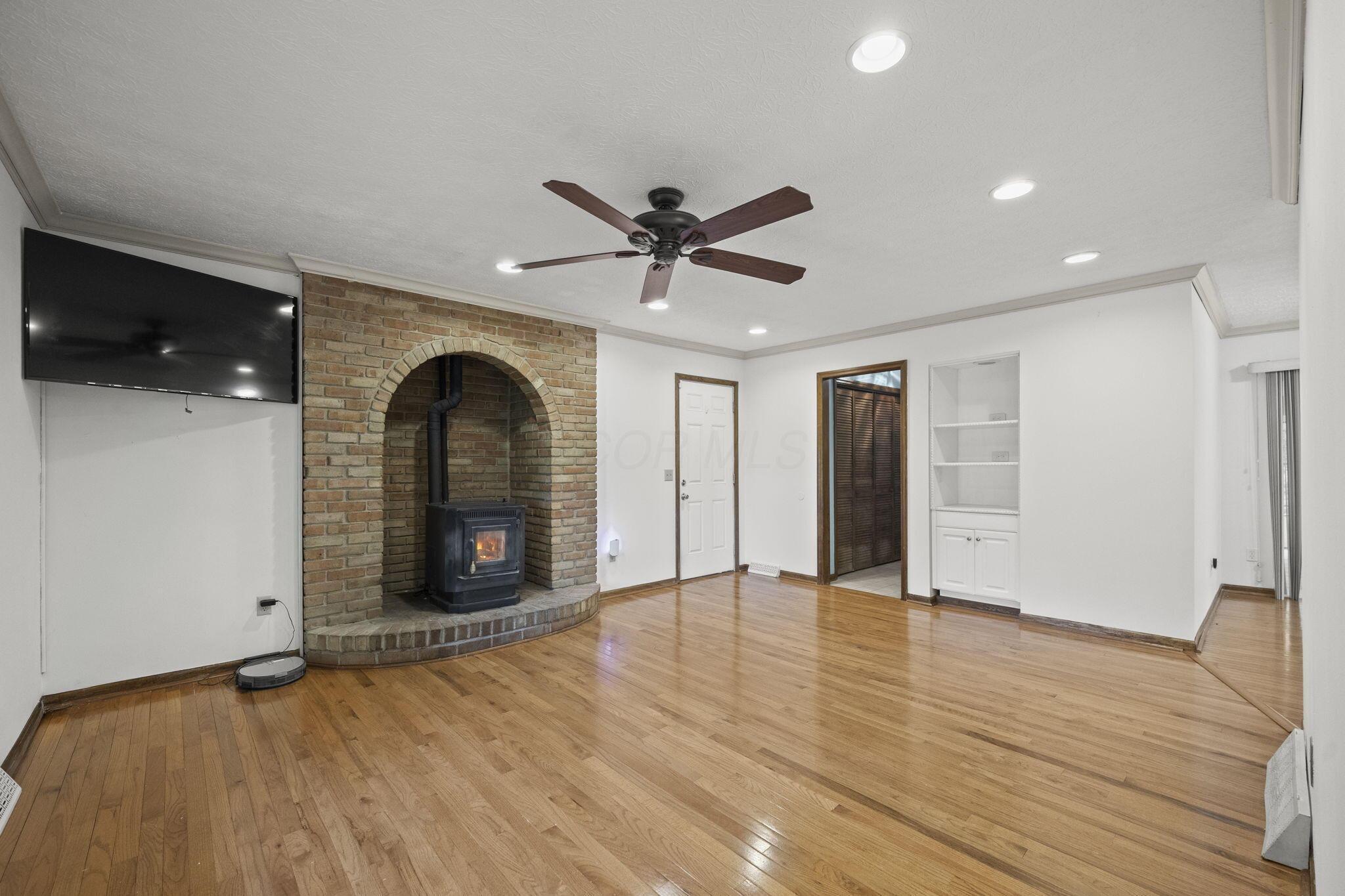3352 Outville Road