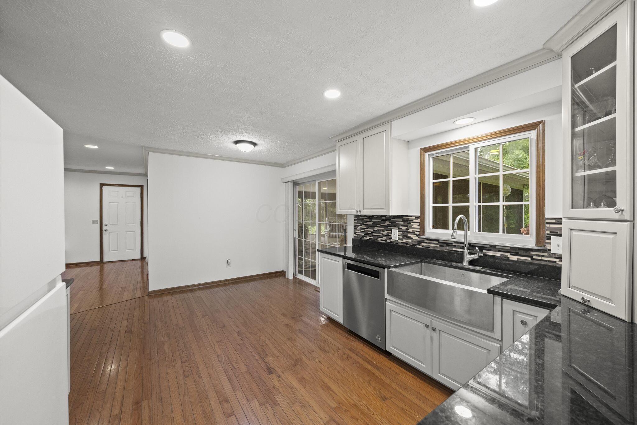 3352 Outville Road