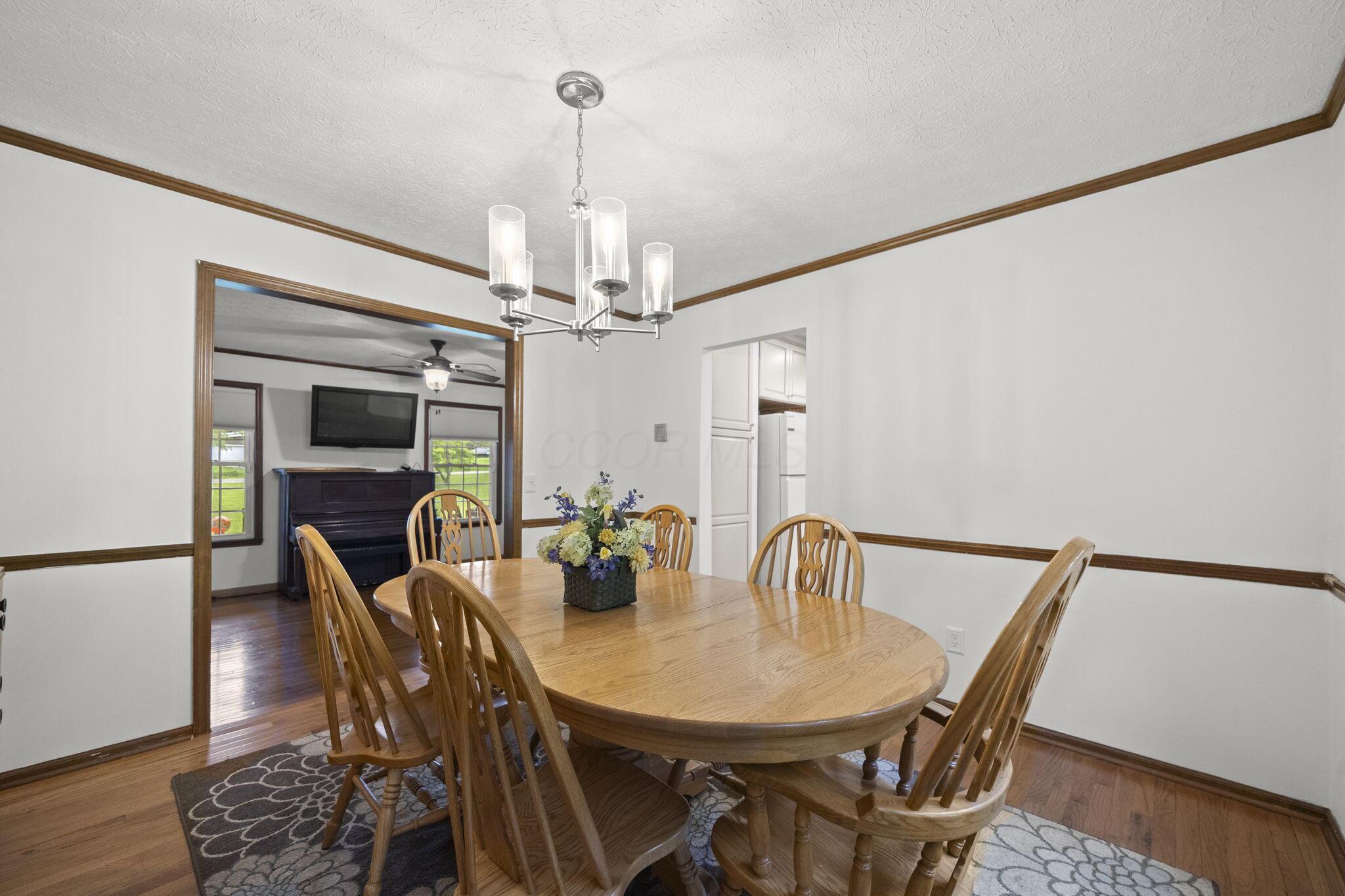 3352 Outville Road