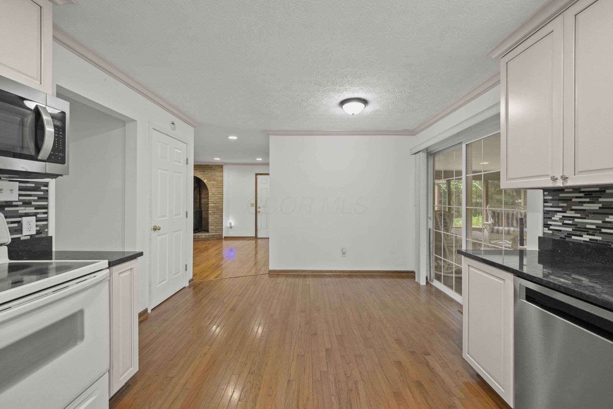 3352 Outville Road