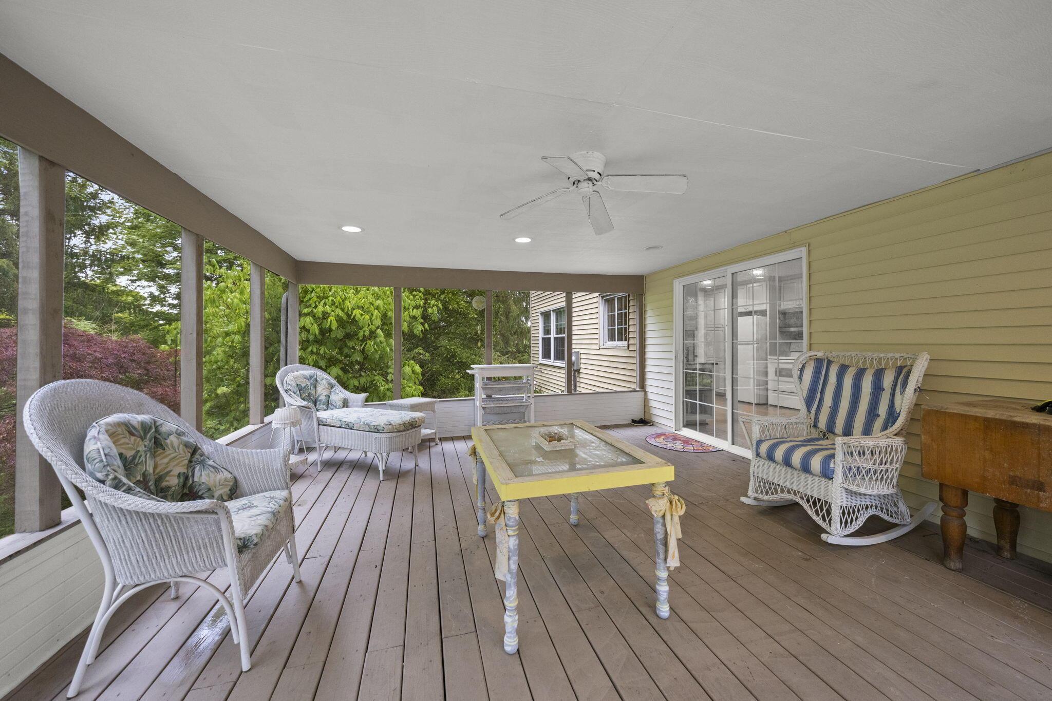 3352 Outville Road