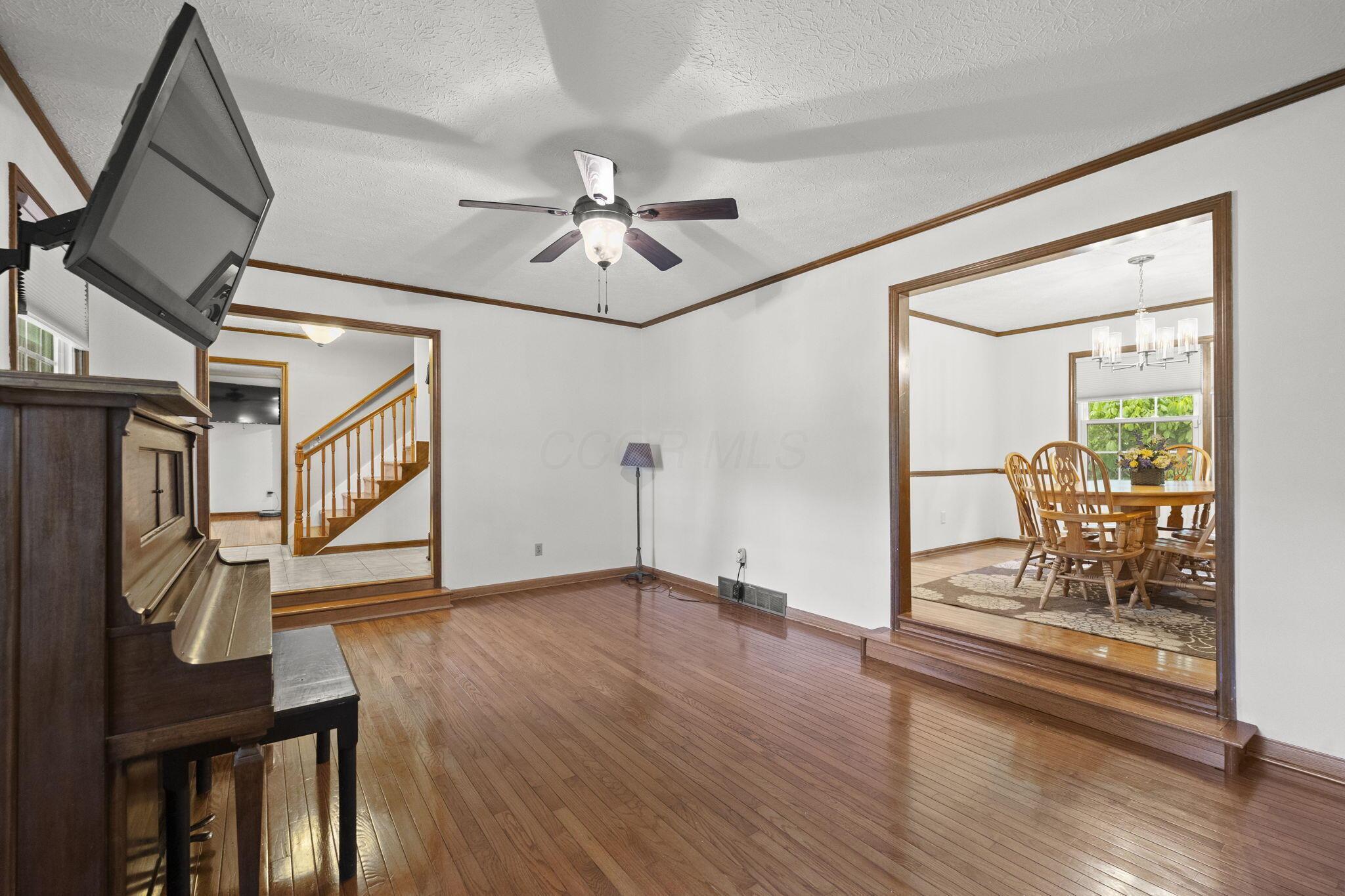 3352 Outville Road