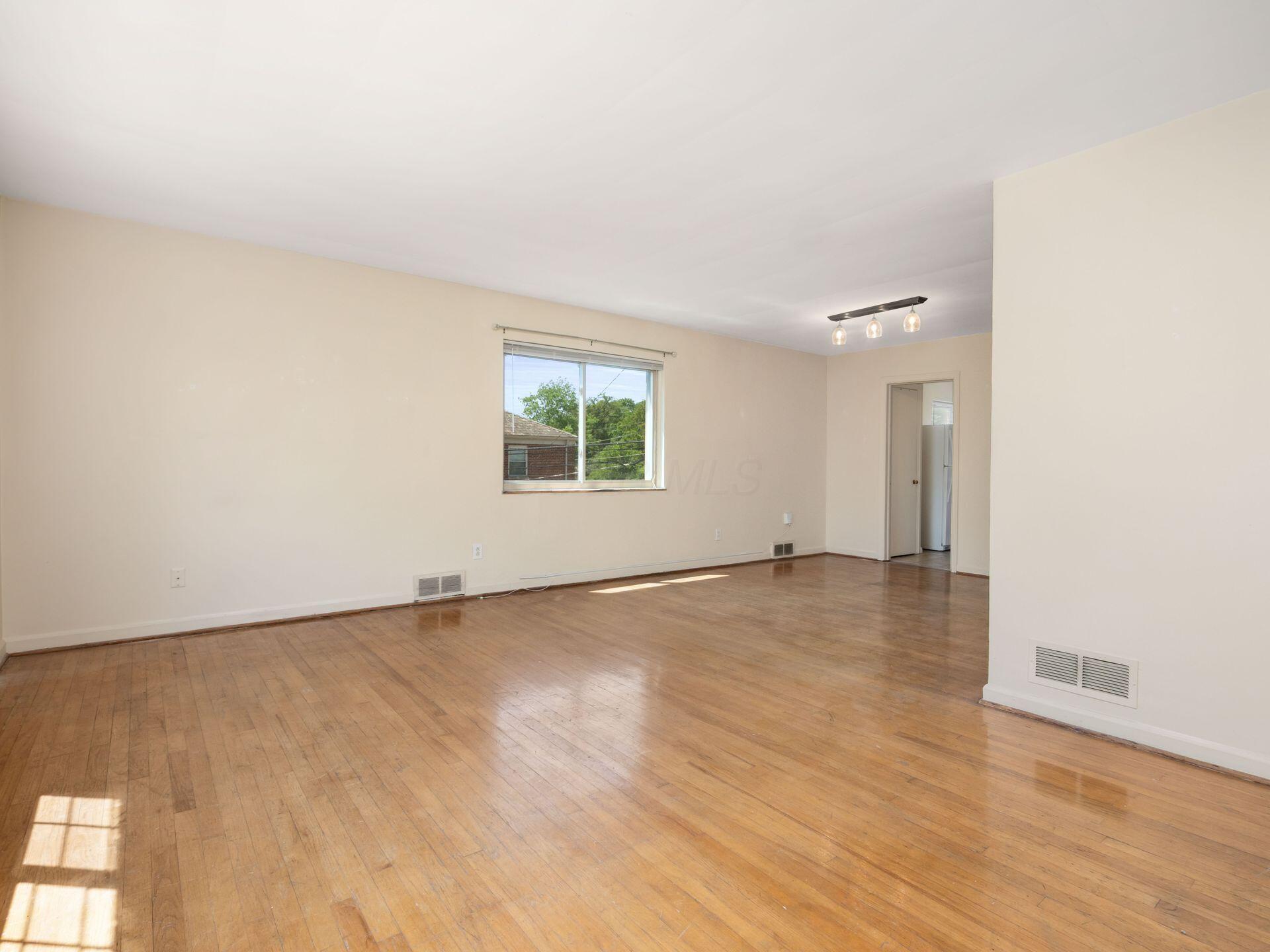 1629 Grandview Avenue, A and B