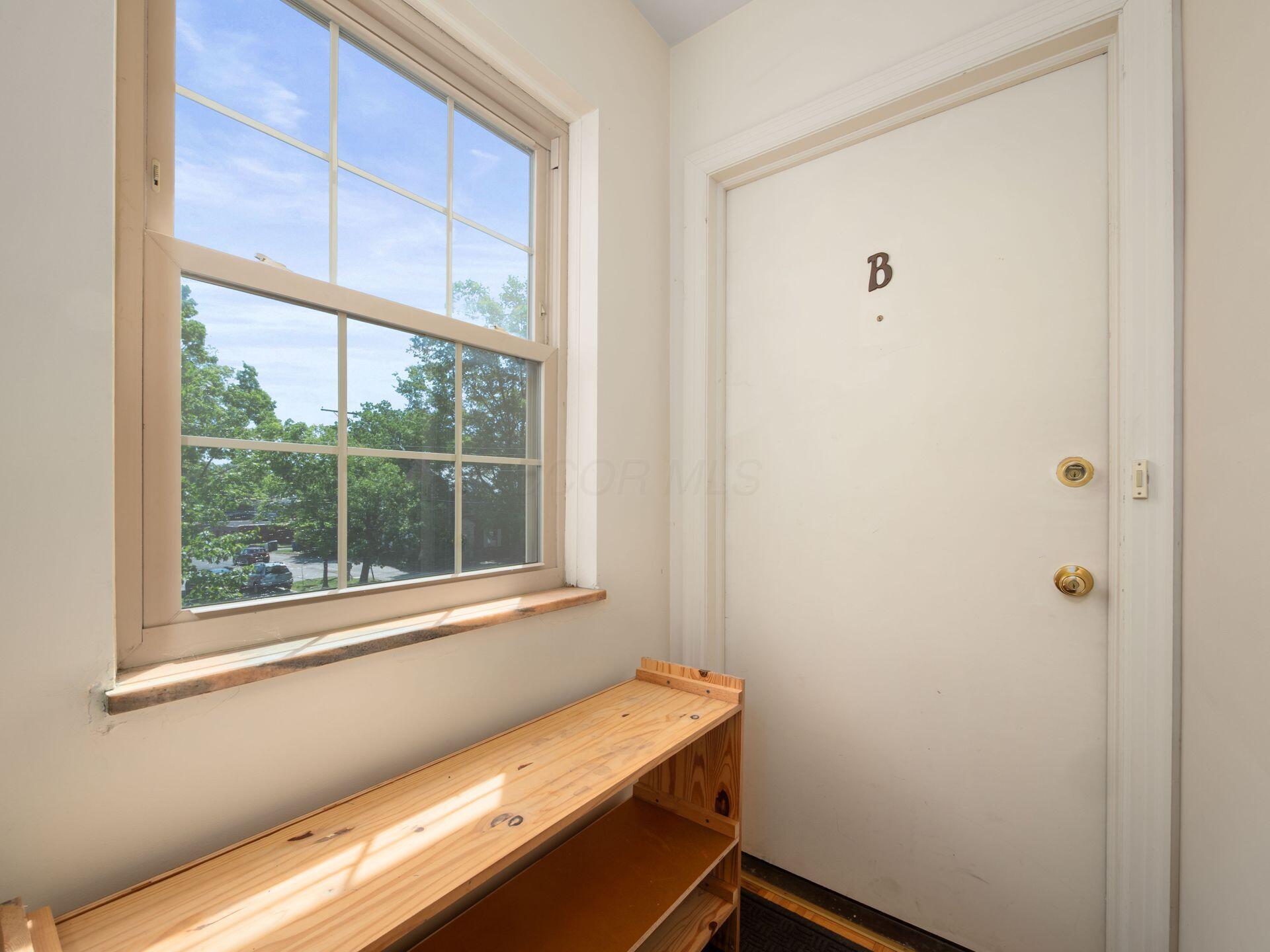 1629 Grandview Avenue, A and B