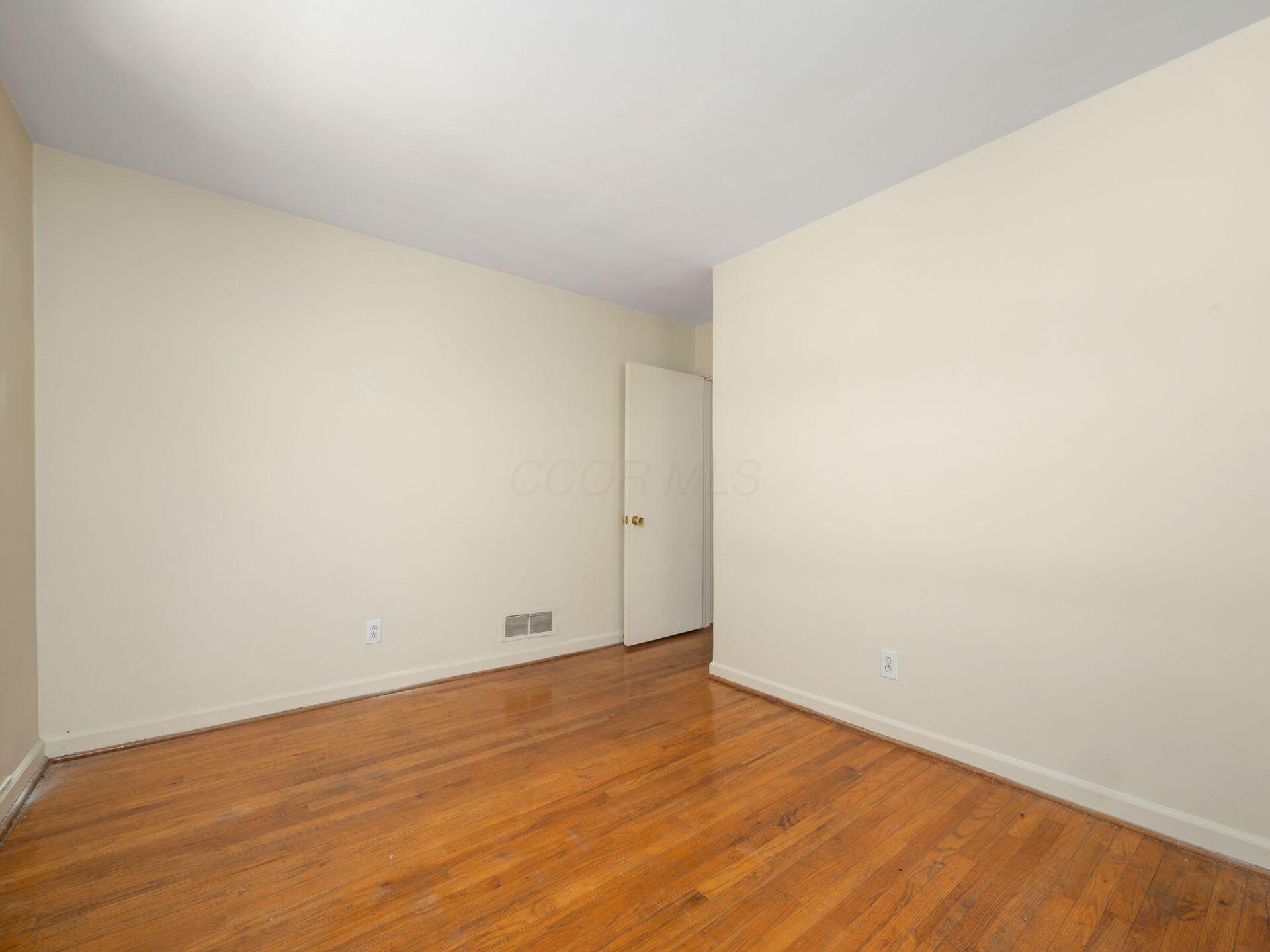 1629 Grandview Avenue, A and B