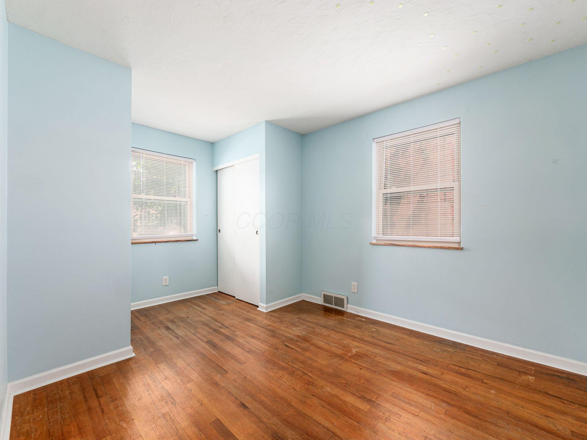 1629 Grandview Avenue, A and B