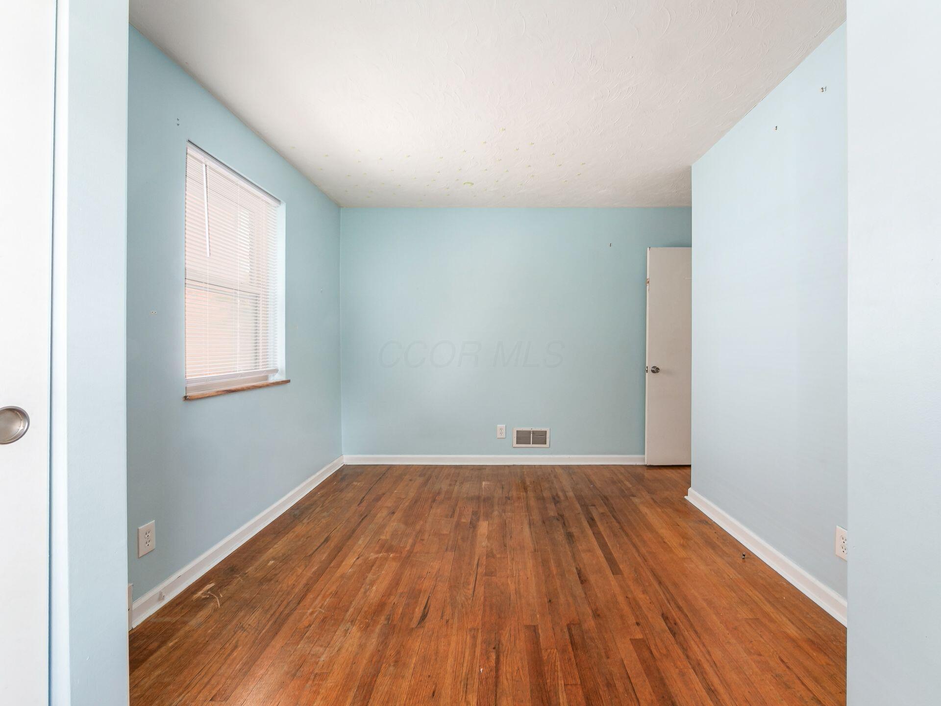 1629 Grandview Avenue, A and B