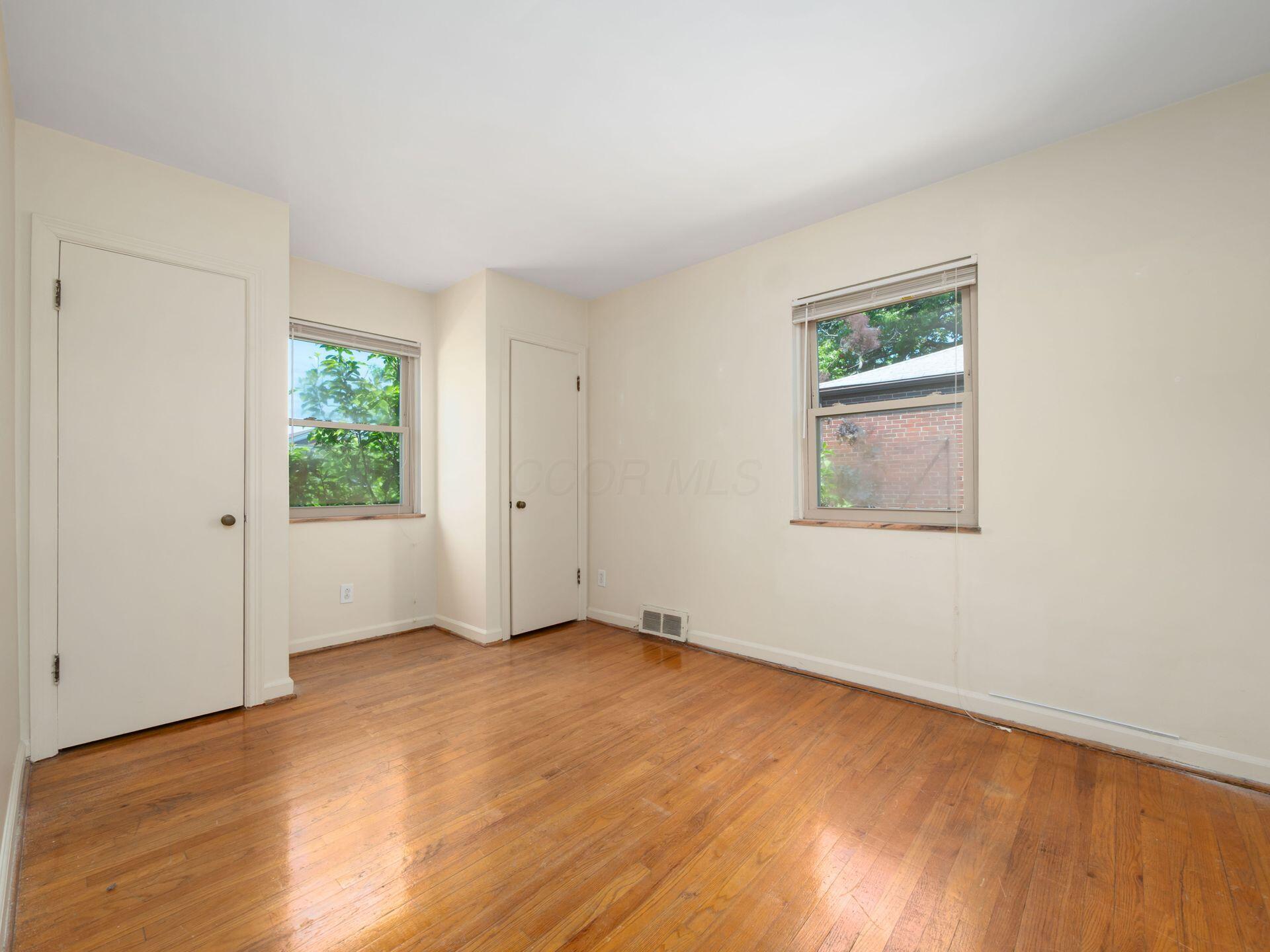 1629 Grandview Avenue, A and B