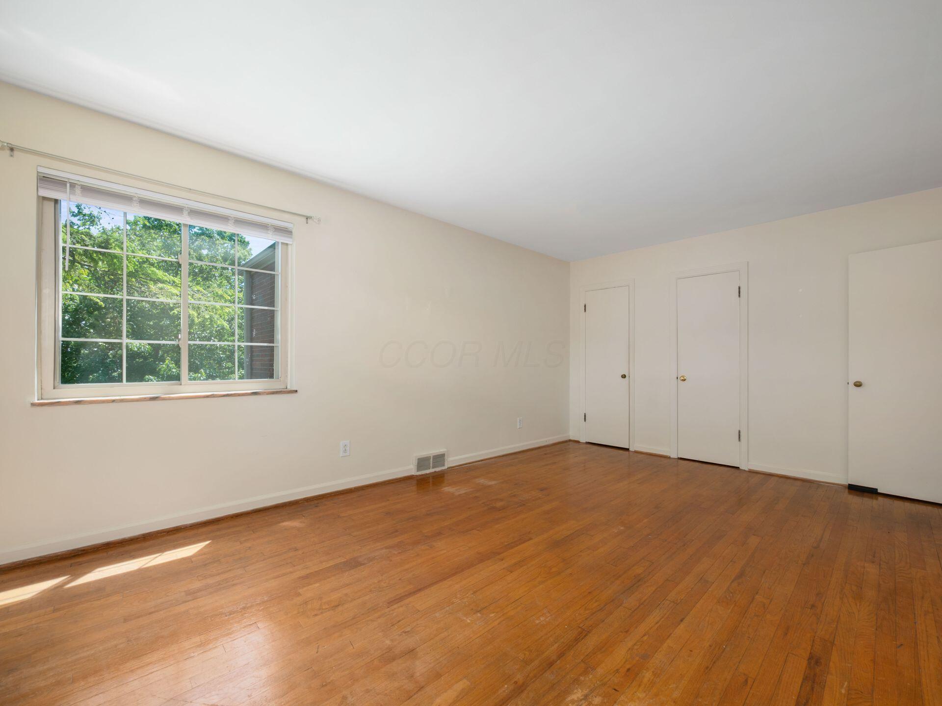 1629 Grandview Avenue, A and B