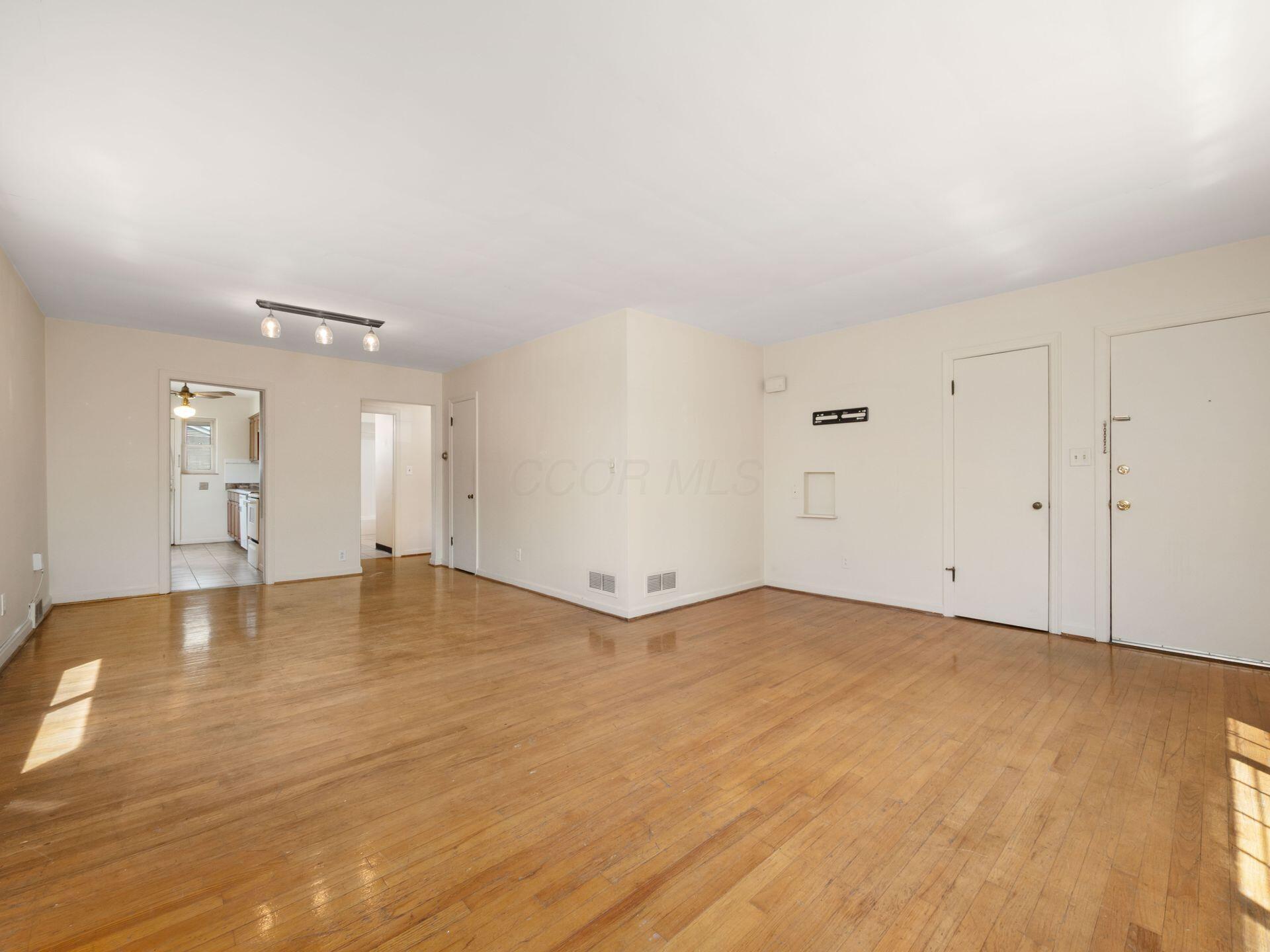 1629 Grandview Avenue, A and B