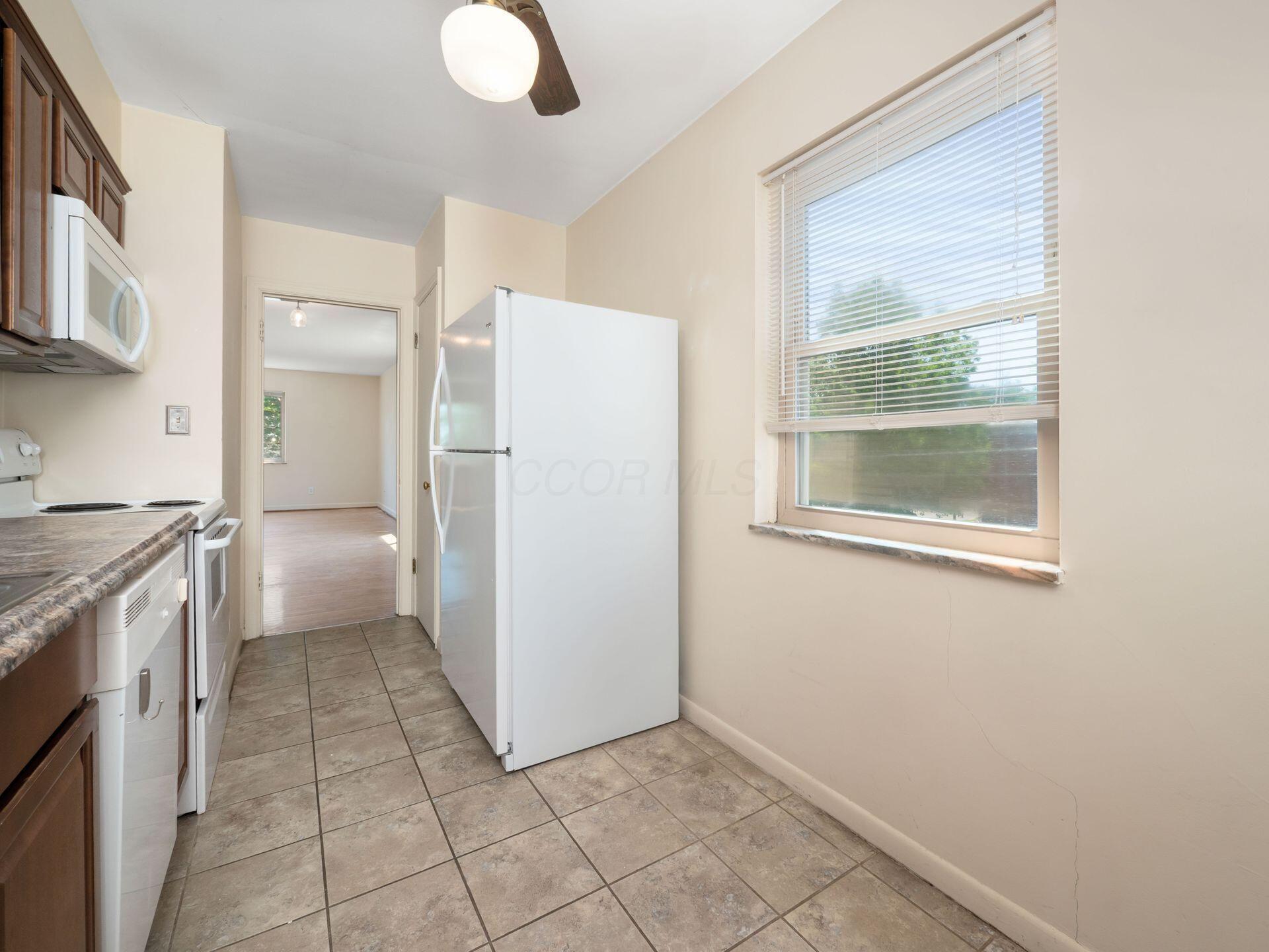 1629 Grandview Avenue, A and B