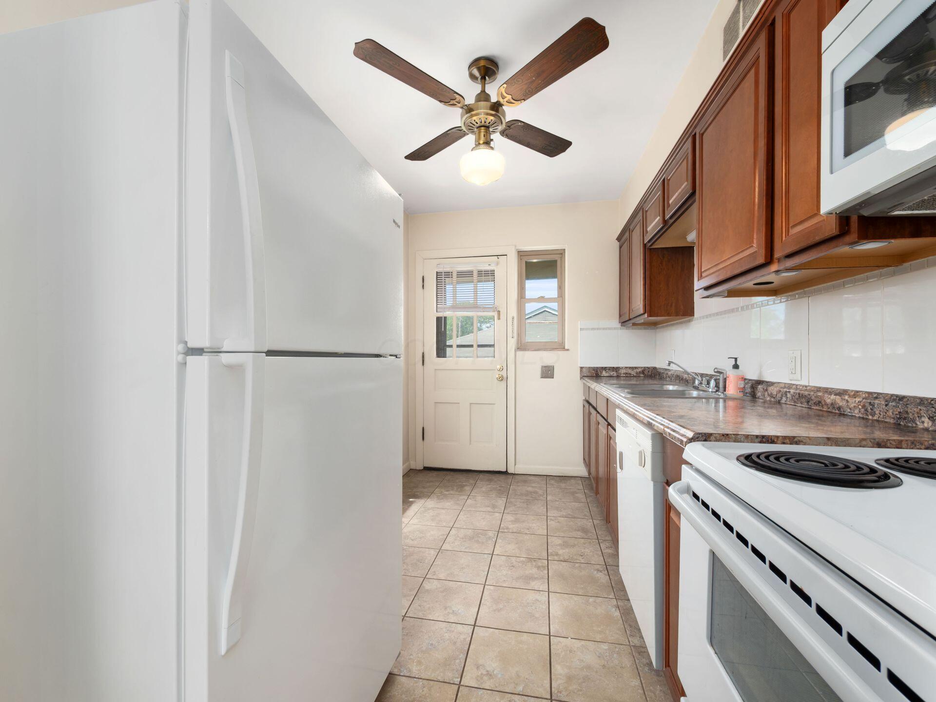 1629 Grandview Avenue, A and B