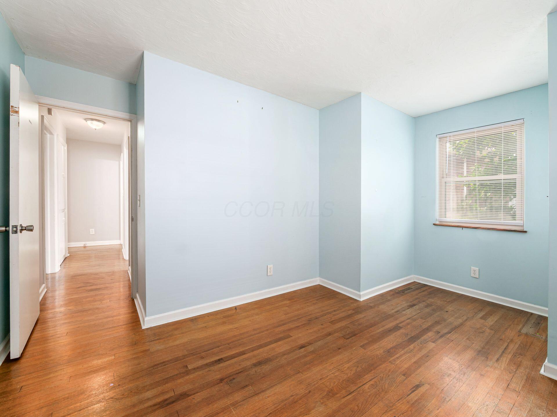 1629 Grandview Avenue, A and B