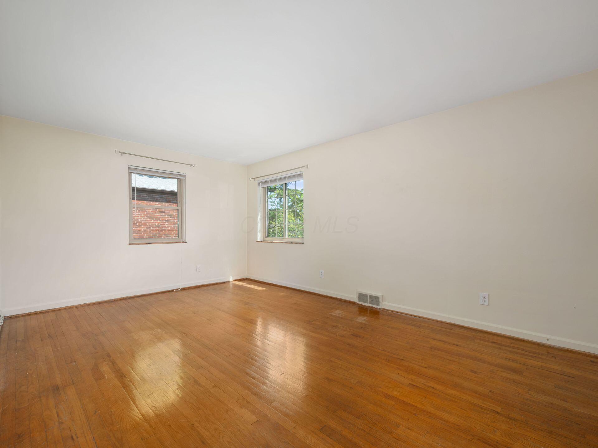 1629 Grandview Avenue, A and B