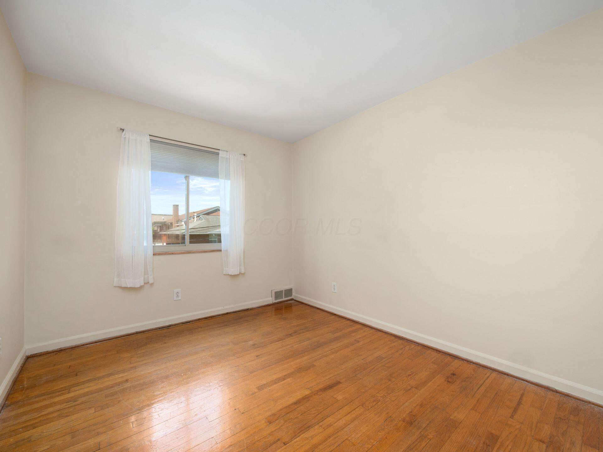 1629 Grandview Avenue, A and B