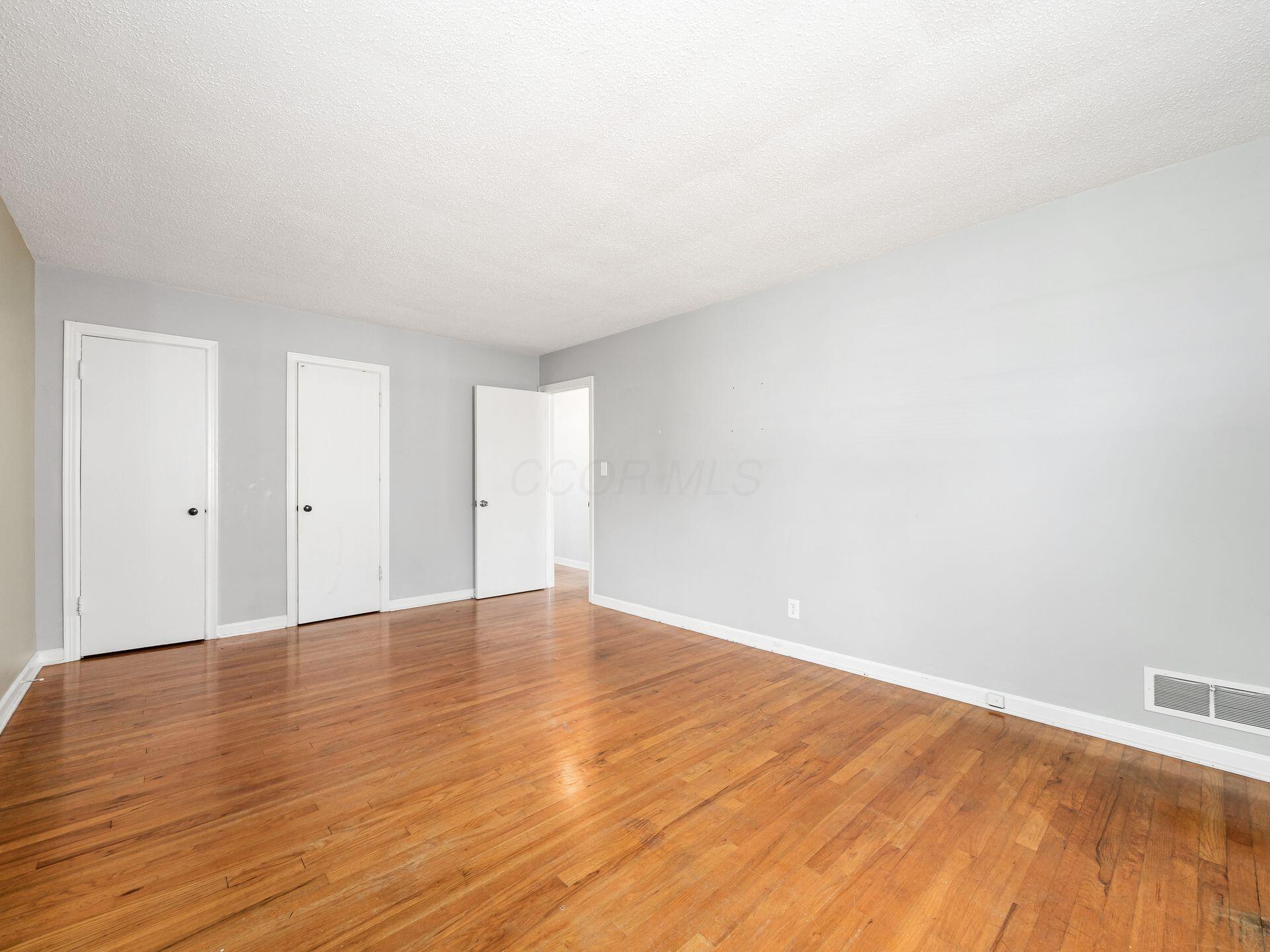 1629 Grandview Avenue, A and B
