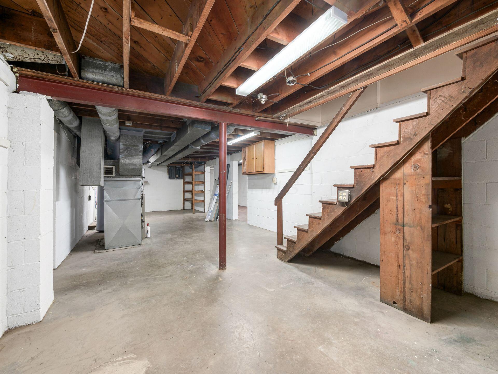 1629 Grandview Avenue, A and B