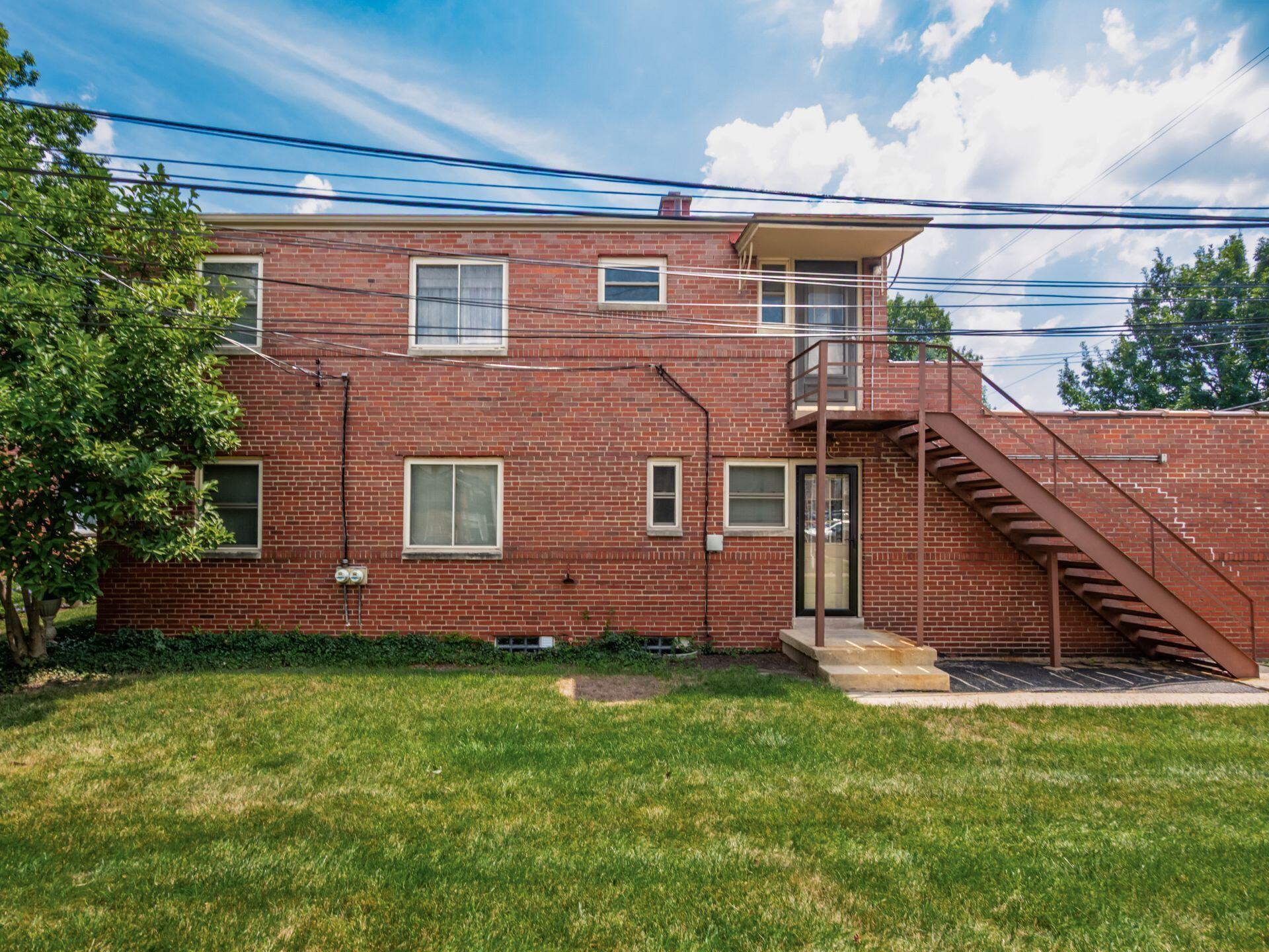 1629 Grandview Avenue, A and B