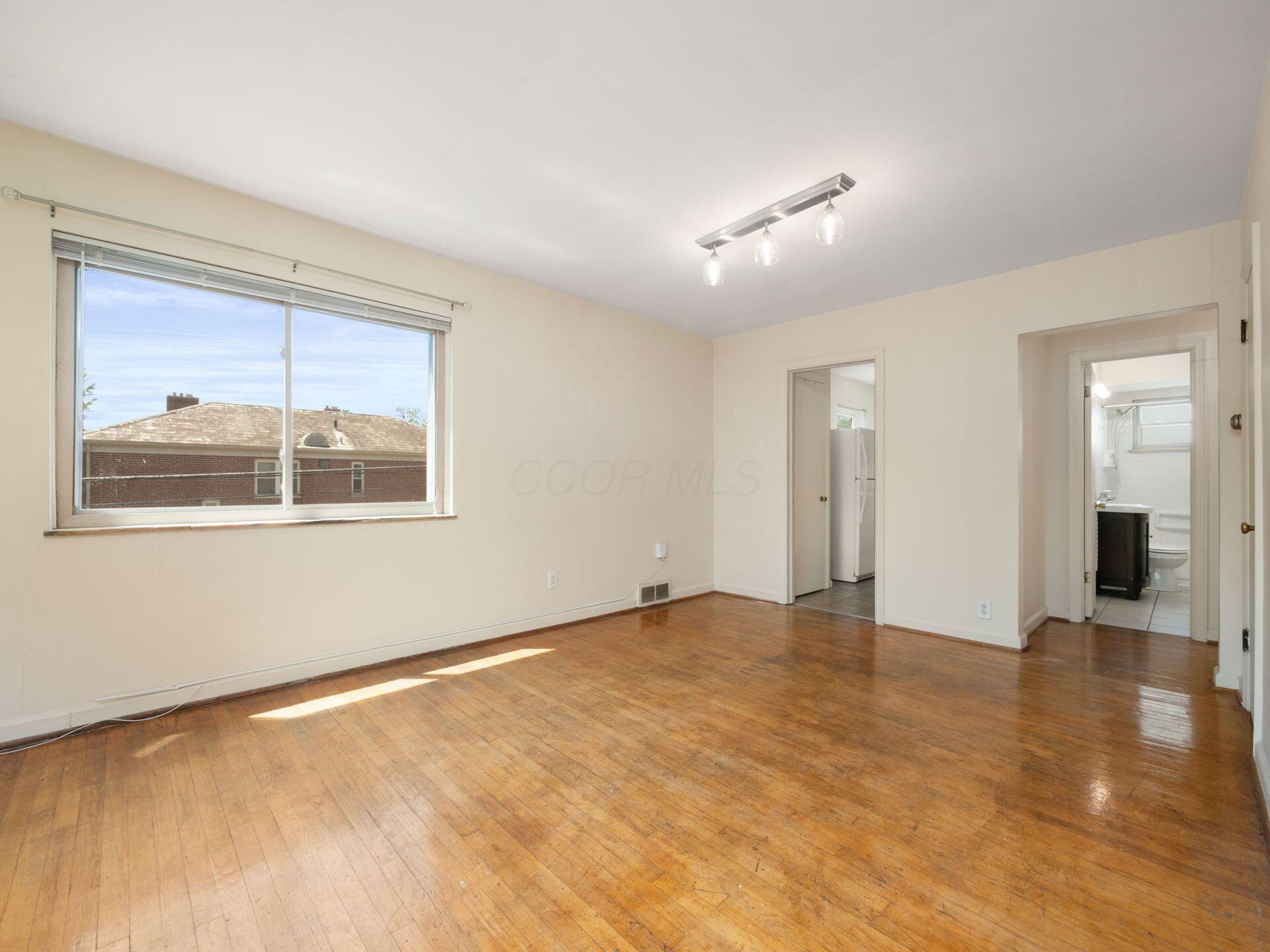 1629 Grandview Avenue, A and B