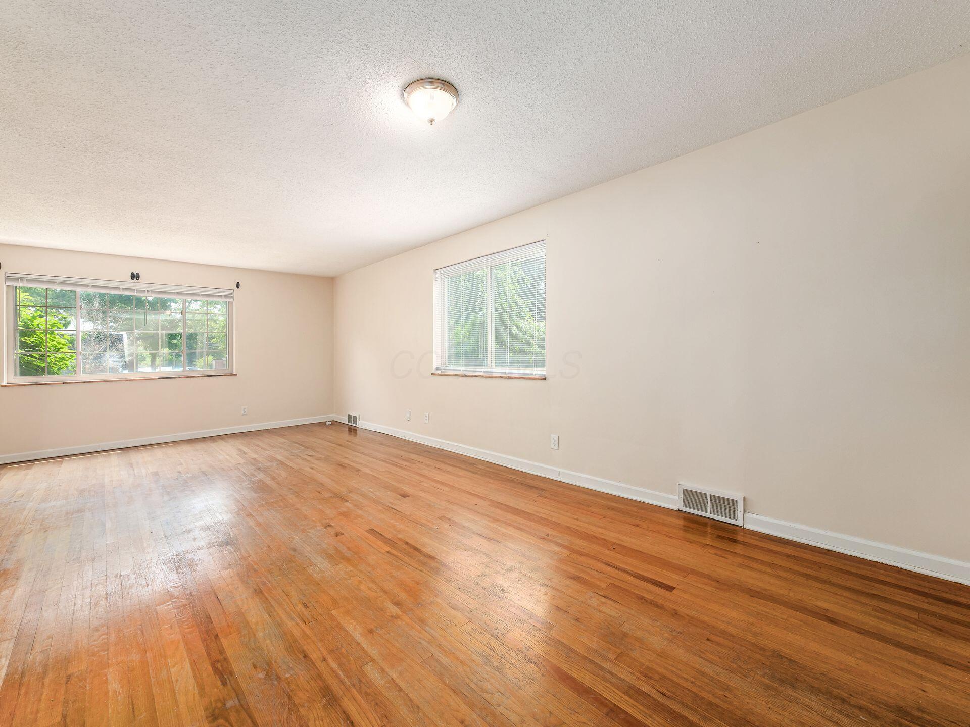 1629 Grandview Avenue, A and B